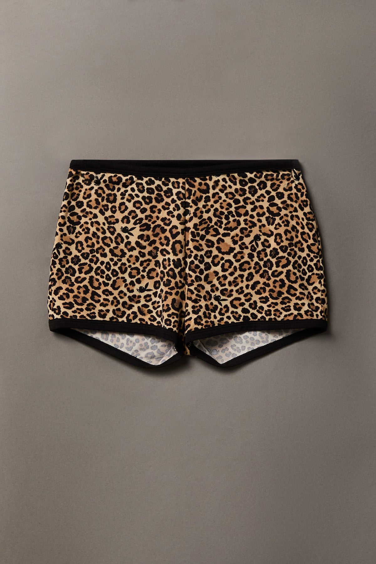 Alt View 7. Playboy Graphic T-Shirt & Short Set - Leopard
