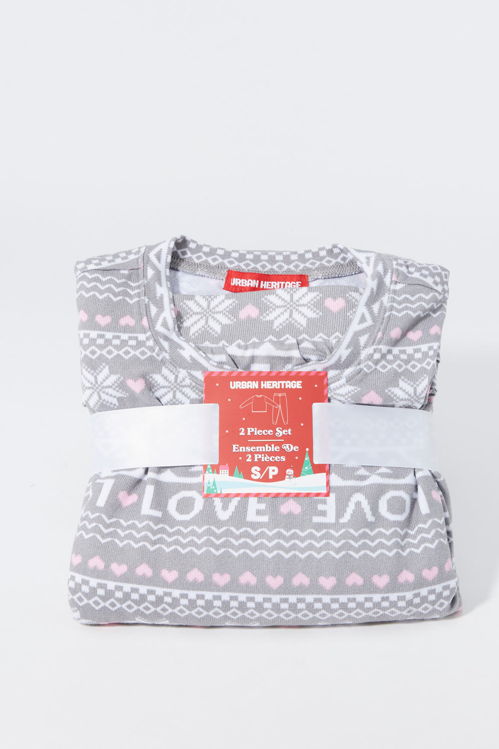 Snowflake Print 2 Piece Holiday Pajama Set Snowflake Print 2 Piece Holiday Pajama Set 2