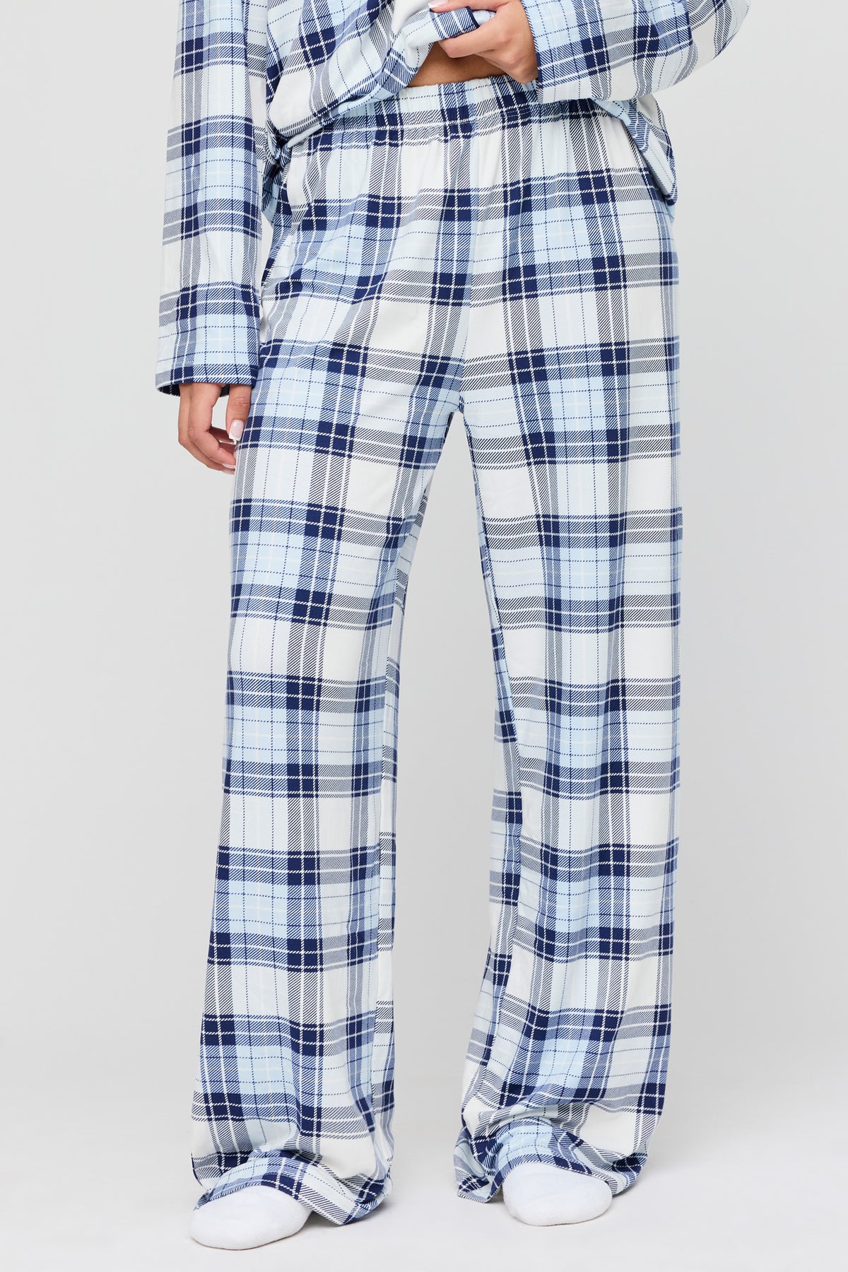 Alt View 3. Button-Up Long Sleeve Top & Pant Pajama Set - Blue