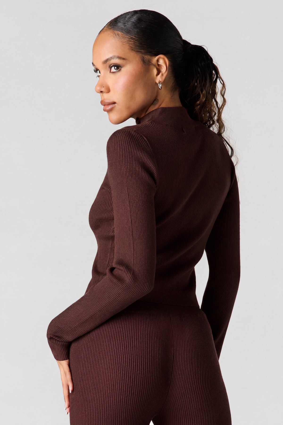 Alt View 2. Ribbed 2-Way Zip-Up Long Sleeve Top - Brown