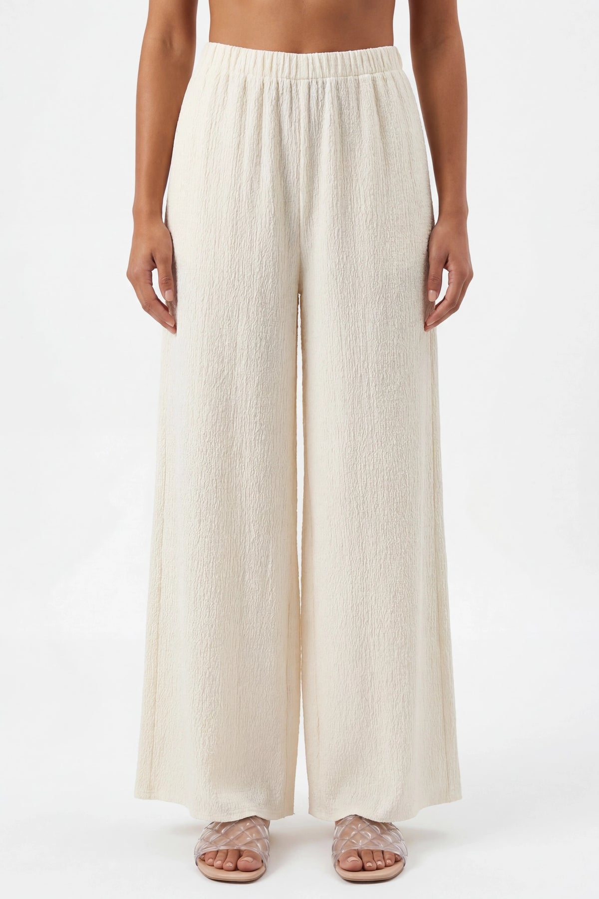 Alt View 3. Popcorn Wide Leg Pant - Ivory