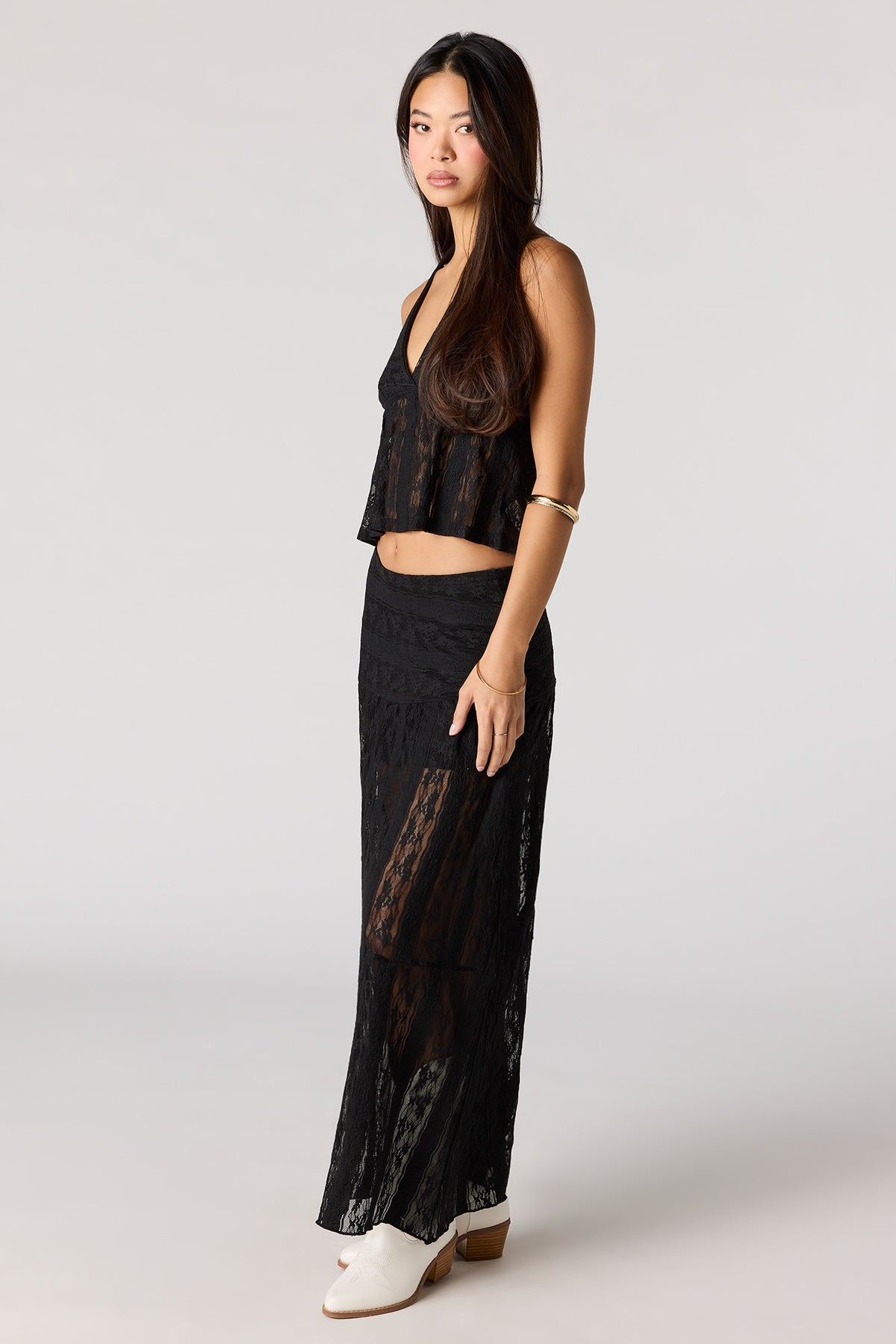Alt View 2. Floral Lace Maxi Skirt - Black