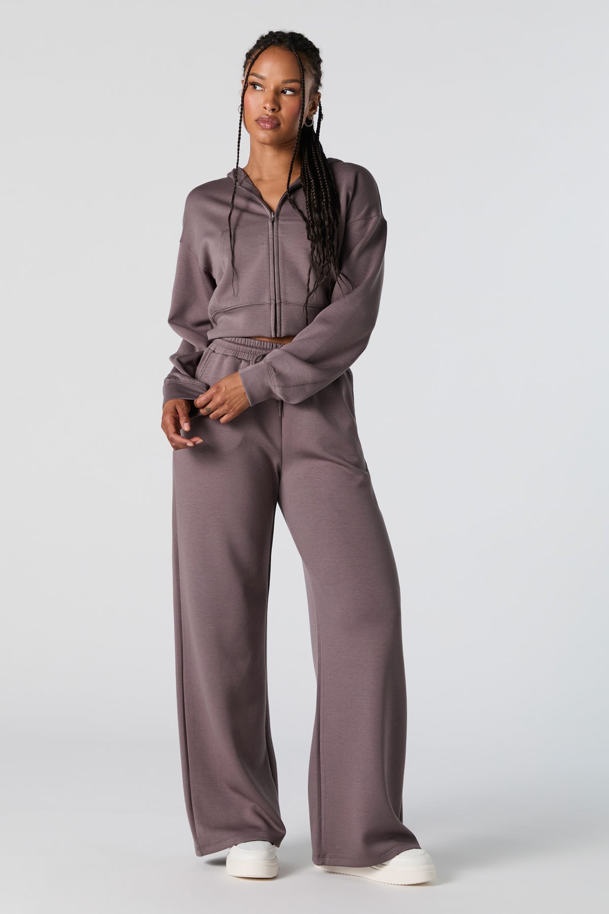 Active Wide Leg Fleece Sweatpant