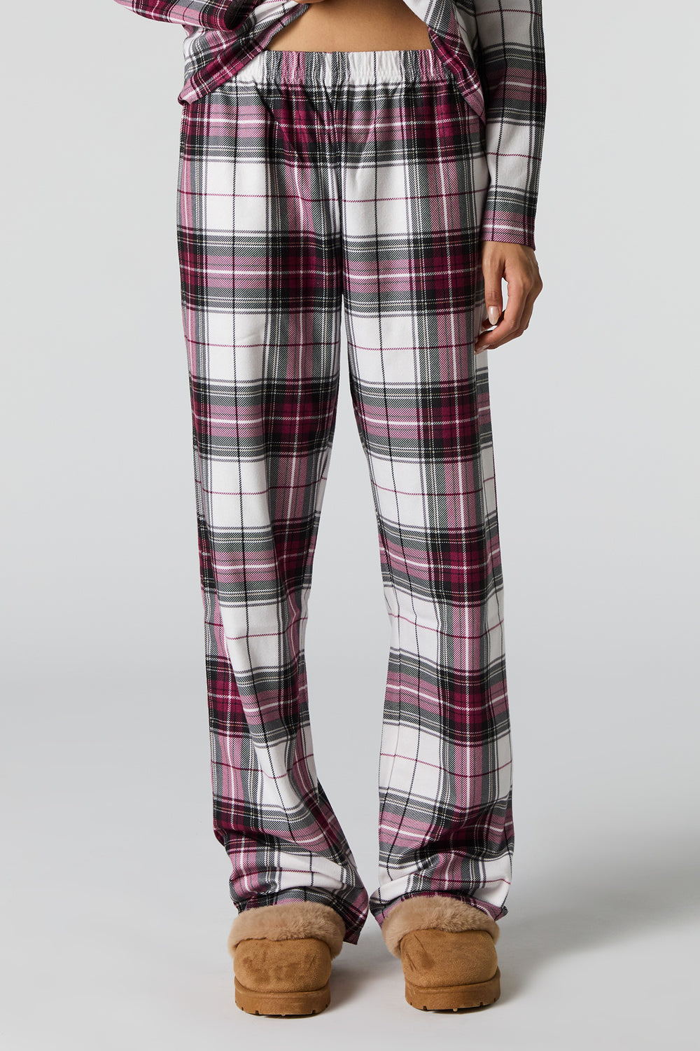 Womens Matching the Family Plaid Flannel 2 Piece Pajama Set Womens Matching the Family Plaid Flannel 2 Piece Pajama Set 4