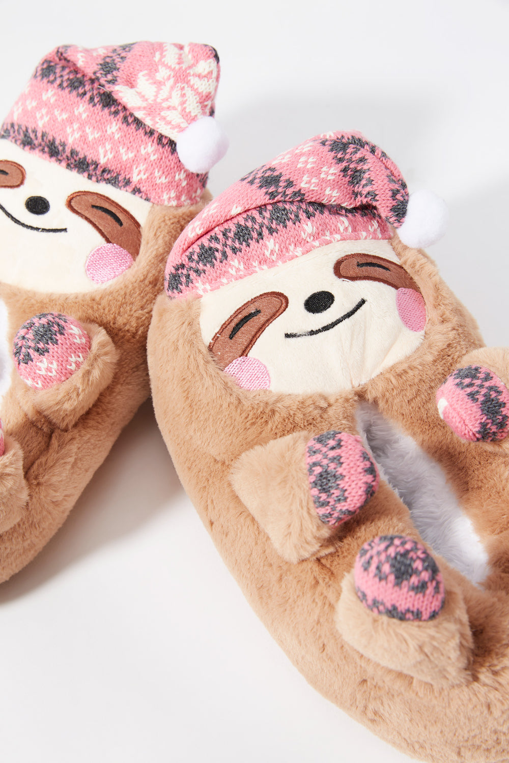 Plush 3D Sloth Slipper Plush 3D Sloth Slipper 4