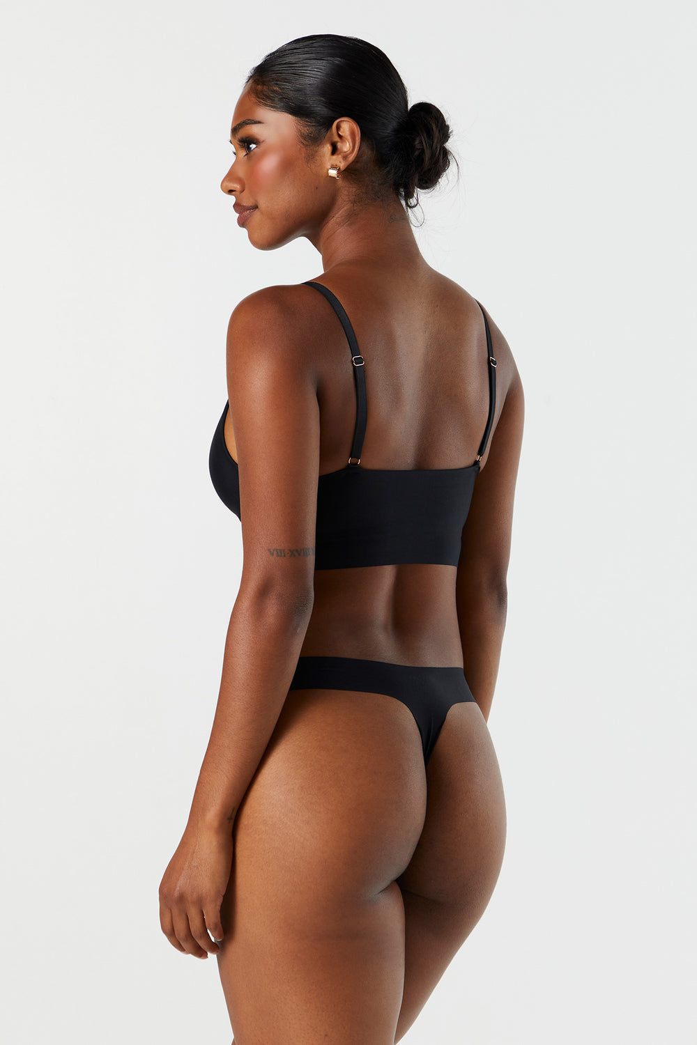 No Show V-Neck Bralette No Show V-Neck Bralette 2