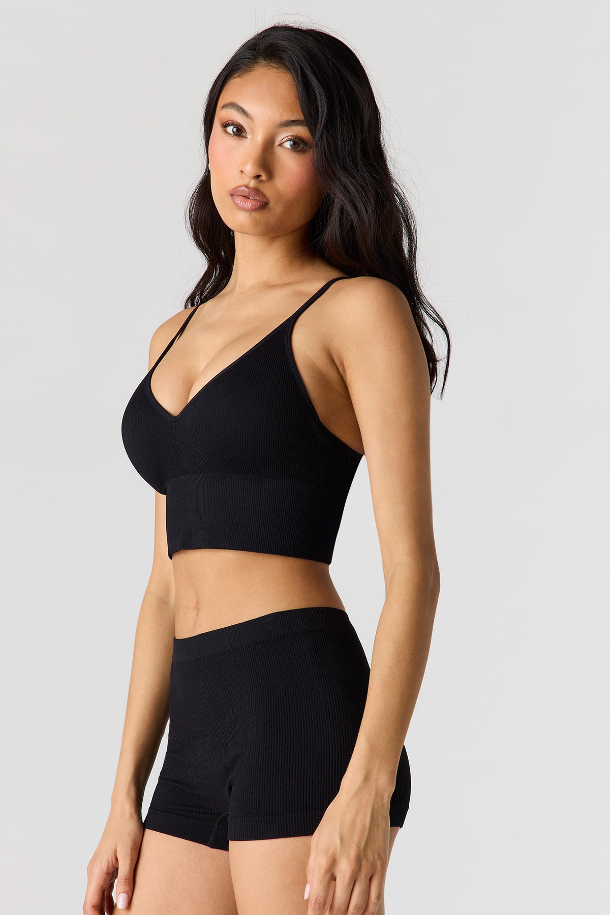 Alt View 2. Seamless Ribbed Padded Bralette - Black