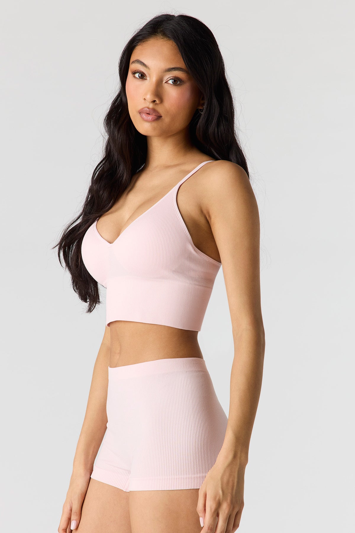 Alt View 2. Seamless Ribbed Padded Bralette - Light Pink