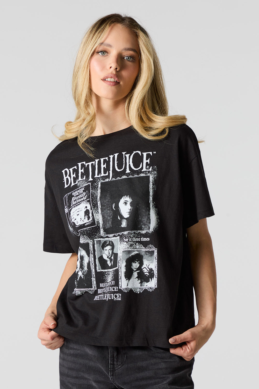 Beetlejuice Graphic Boyfriend T-Shirt Beetlejuice Graphic Boyfriend T-Shirt 1