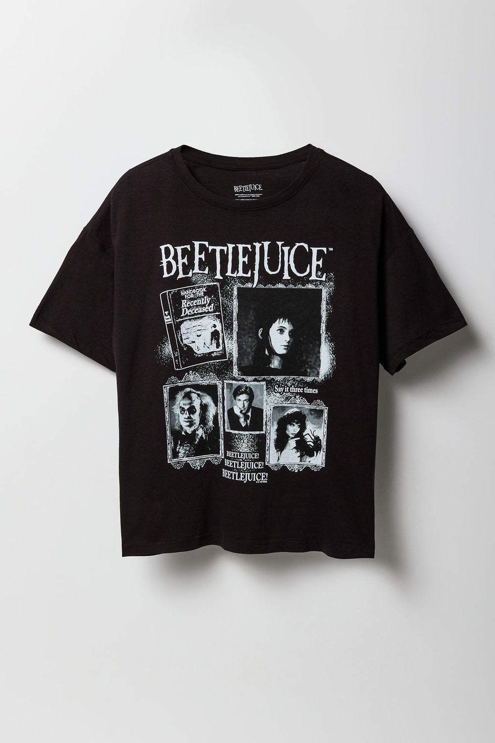 Beetlejuice Graphic Boyfriend T-Shirt Beetlejuice Graphic Boyfriend T-Shirt 4