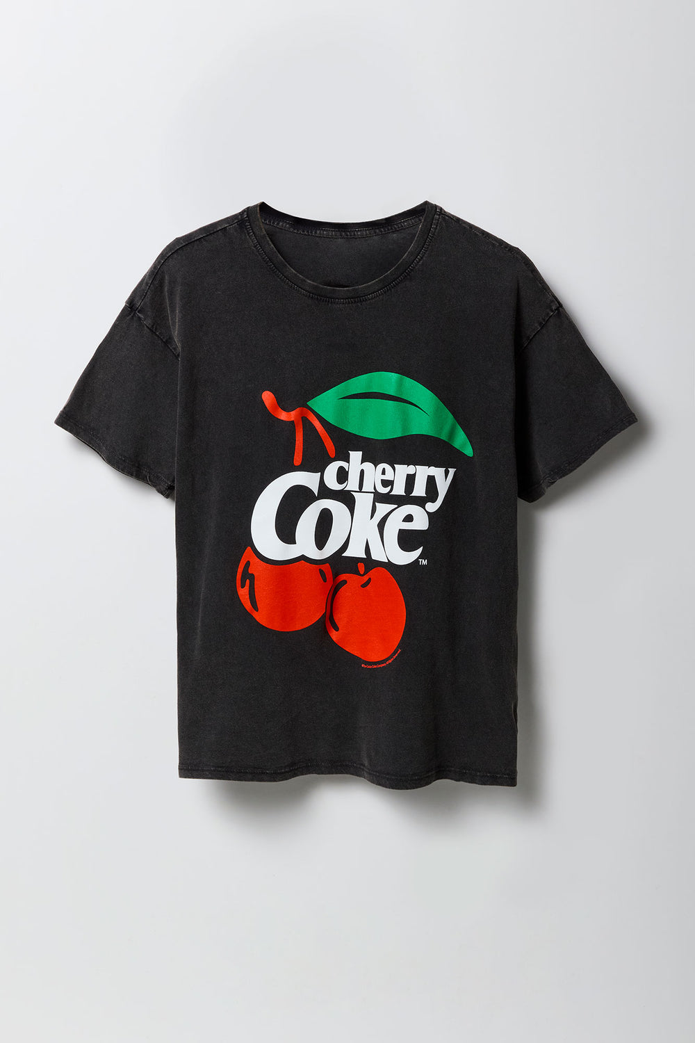 Cherry Coke Graphic Washed Boyfriend T-Shirt Cherry Coke Graphic Washed Boyfriend T-Shirt 4