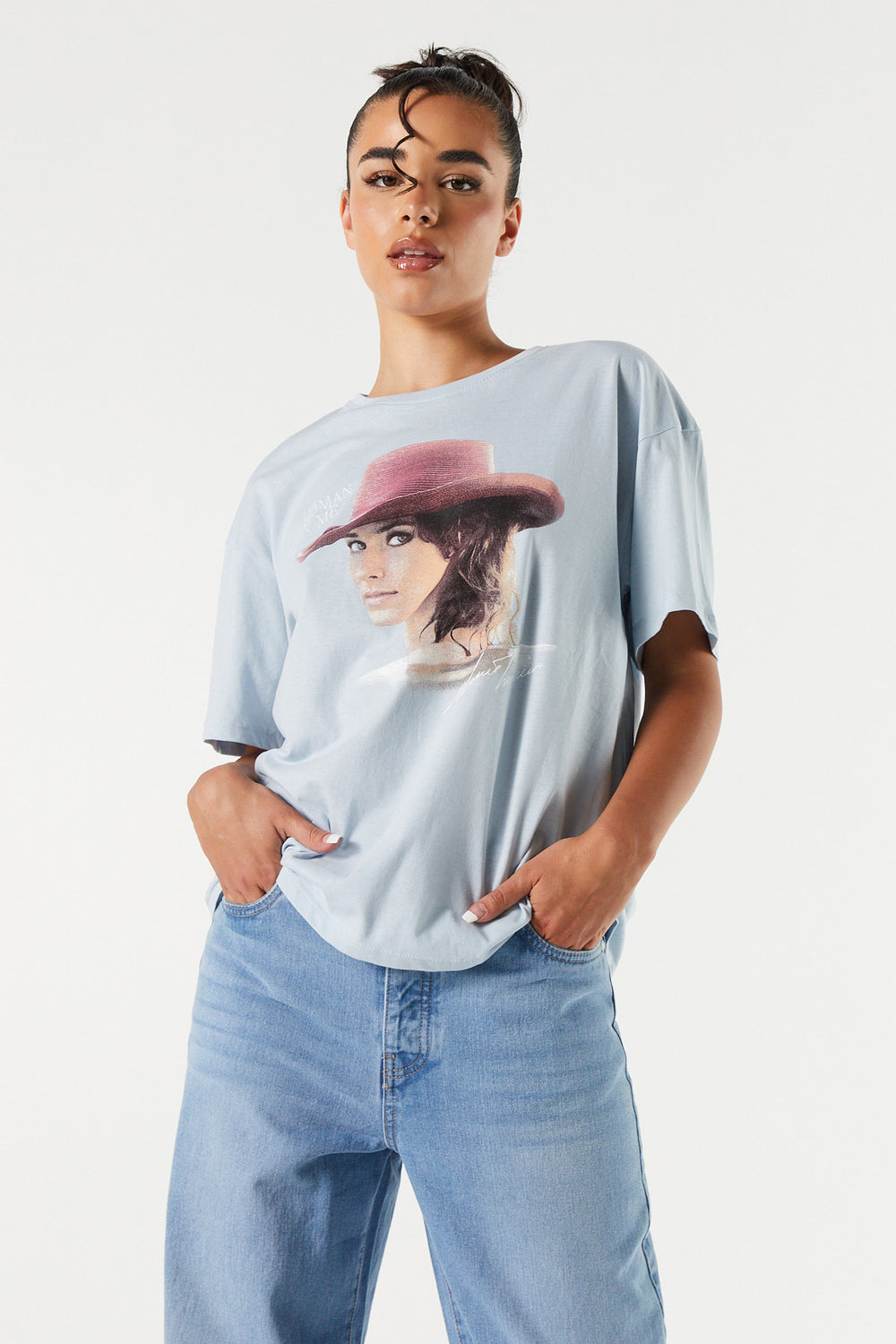 Shania Twain Graphic Boyfriend T-Shirt Shania Twain Graphic Boyfriend T-Shirt 1