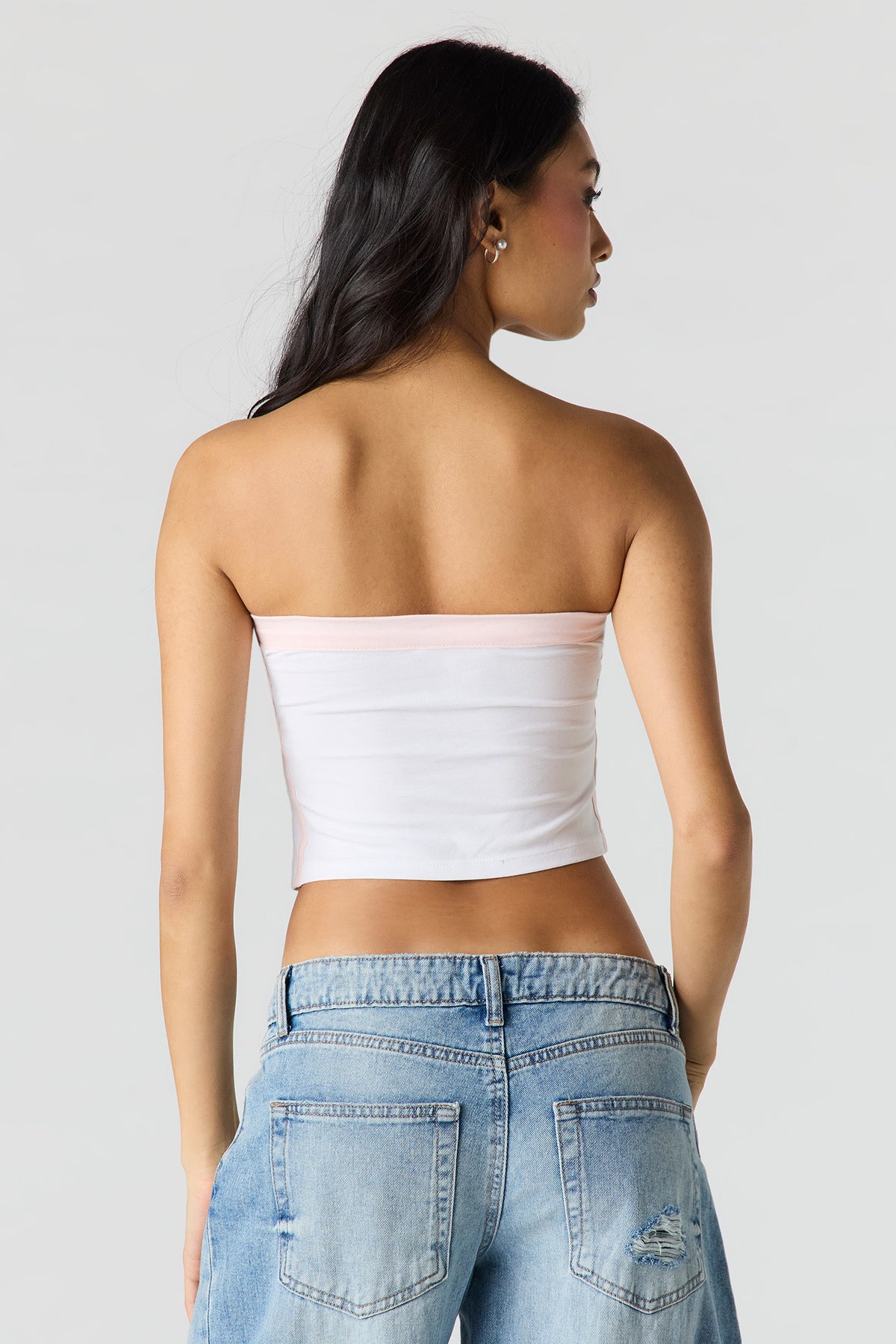 Alt View 2. Contrast Graphic Tube Top - Off White