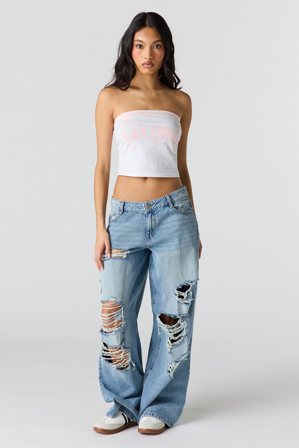 Alt View 3. Contrast Graphic Tube Top - Off White