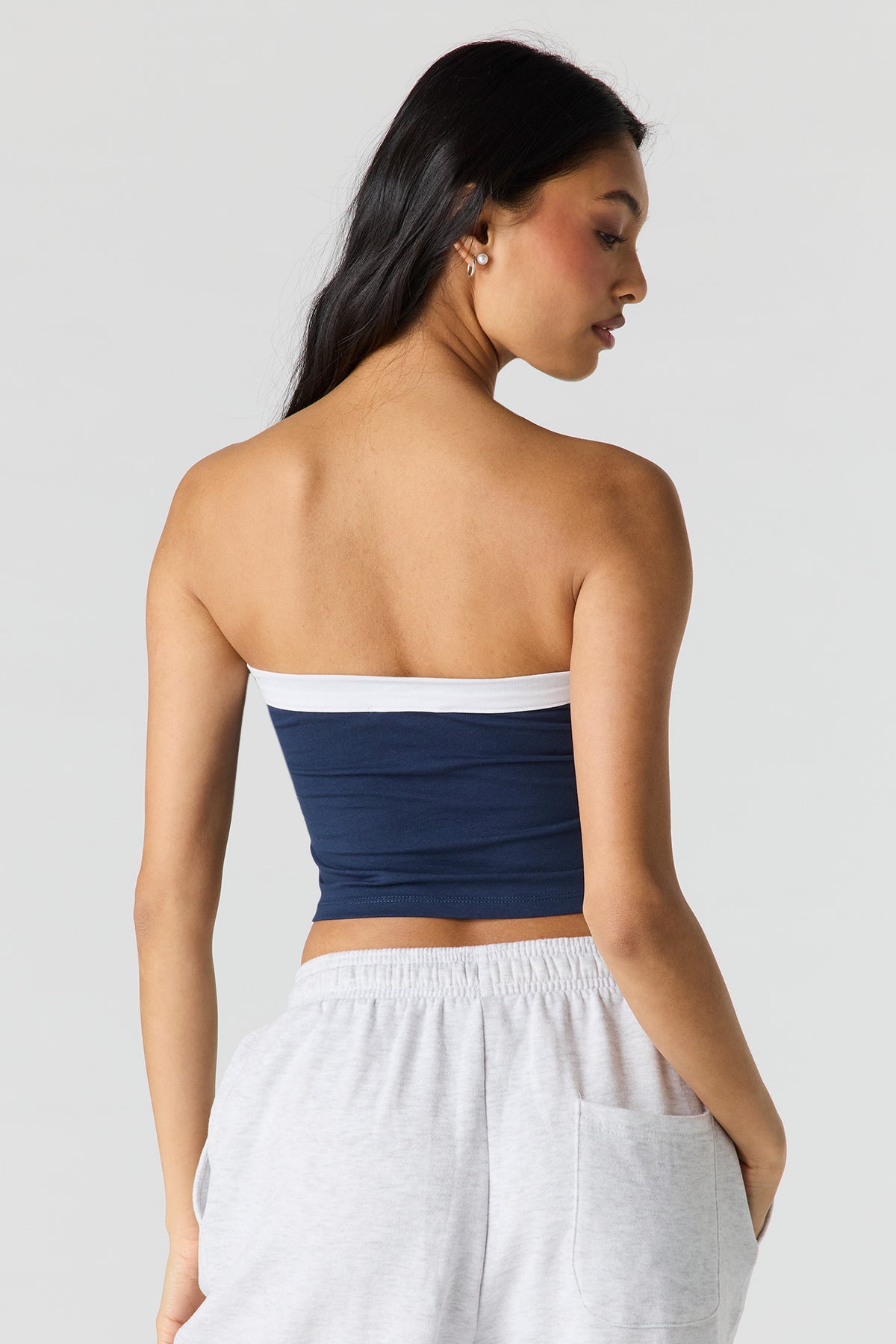 Alt View 2. Contrast Graphic Tube Top - Navy