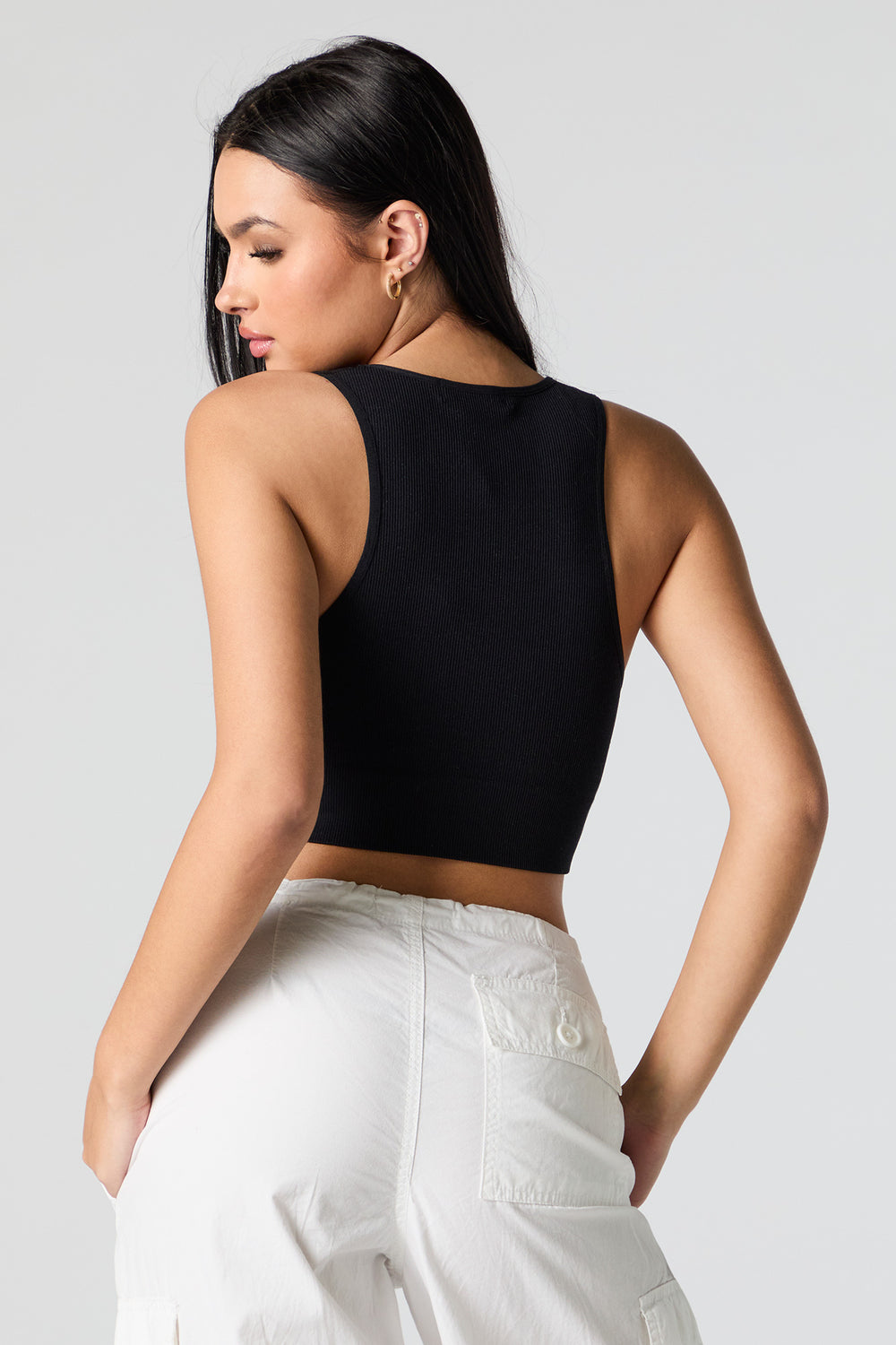 Seamless Ribbed V-Neck Cropped Tank Seamless Ribbed V-Neck Cropped Tank 9