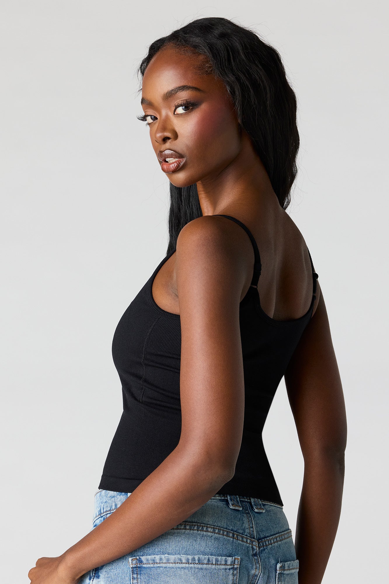 Braless Seamless Ribbed Scoop Neck Tank – Charlotte Russe