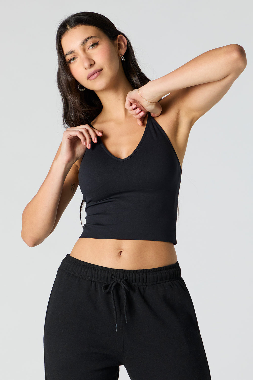 Seamless V-Neck Cami with Built-In Bra Cups Seamless V-Neck Cami with Built-In Bra Cups 4