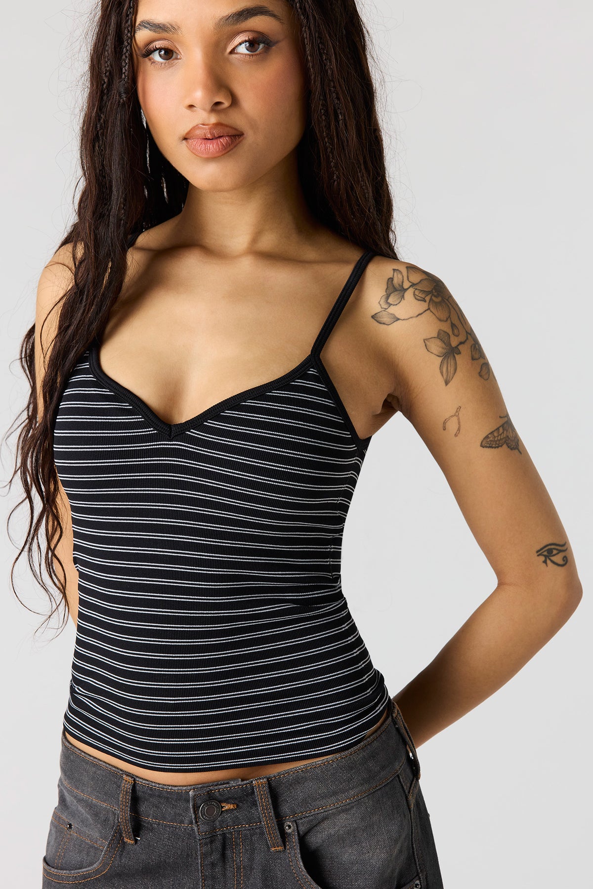 Alt View 4. Braless Seamless Ribbed V-Neck Cami - Black with White