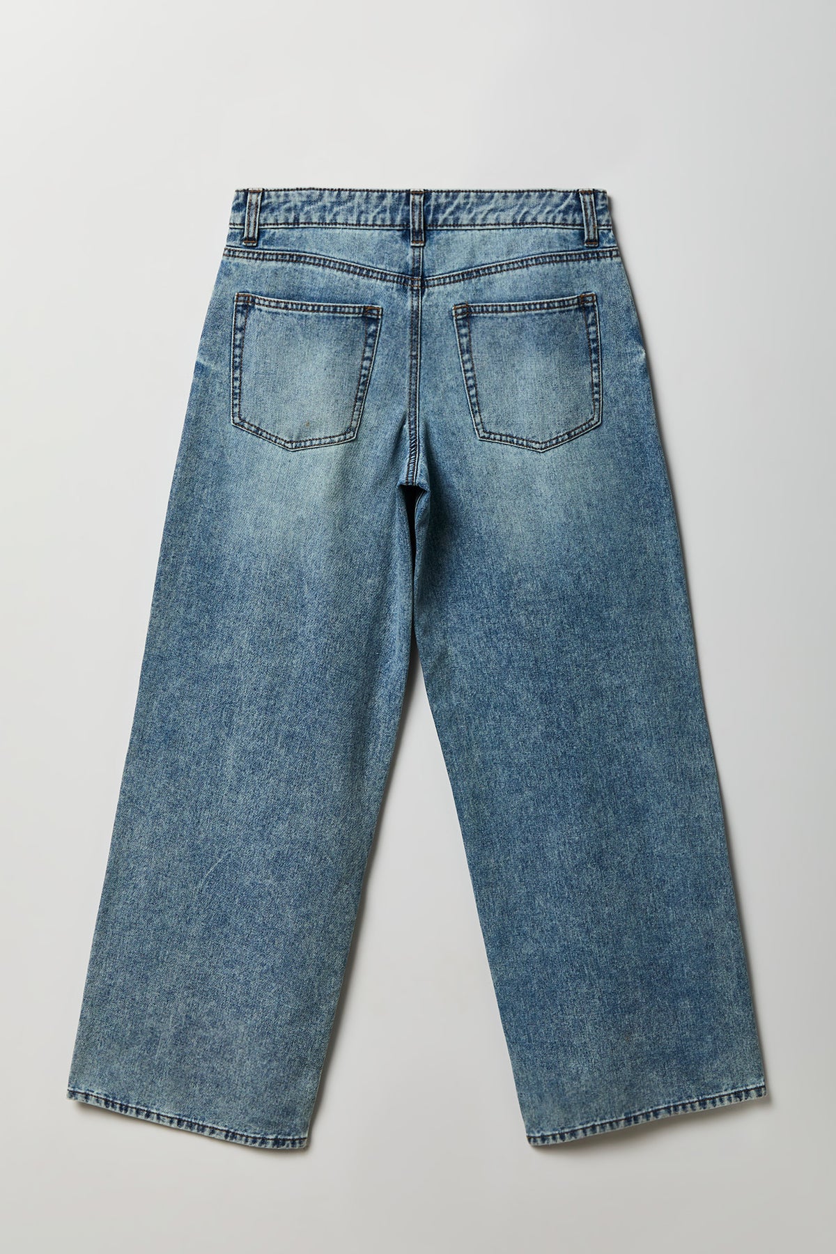 Alt View 5. London Low Rise Super Baggy Vintage Medium Jean - Pacific Blue