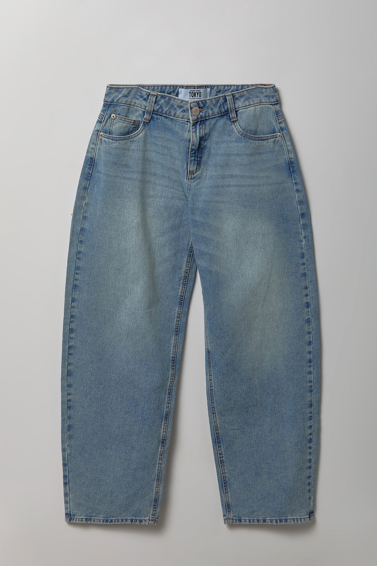 Alt View 4. Low Rise Barrel Vintage Medium Jean - Medium Denim Blue