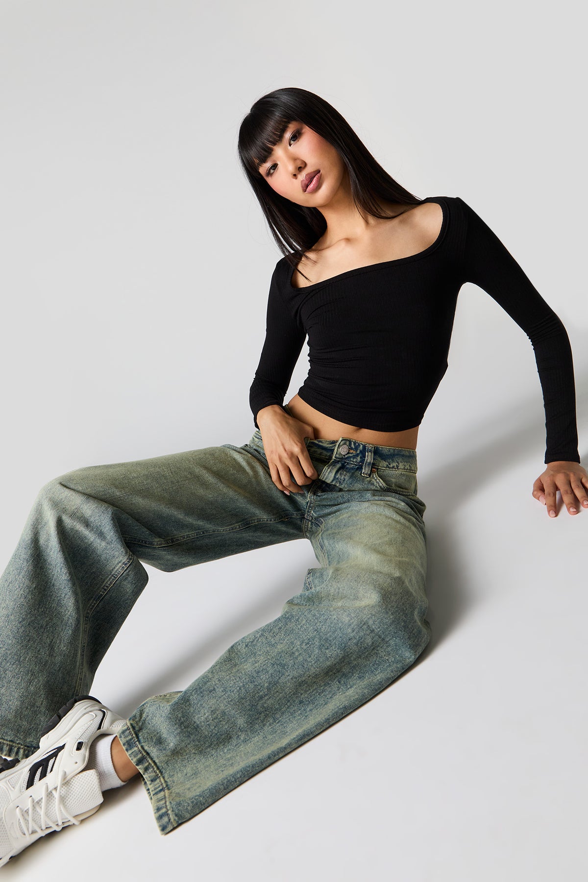 Vintage Medium Wash Low Rise Skater Jean