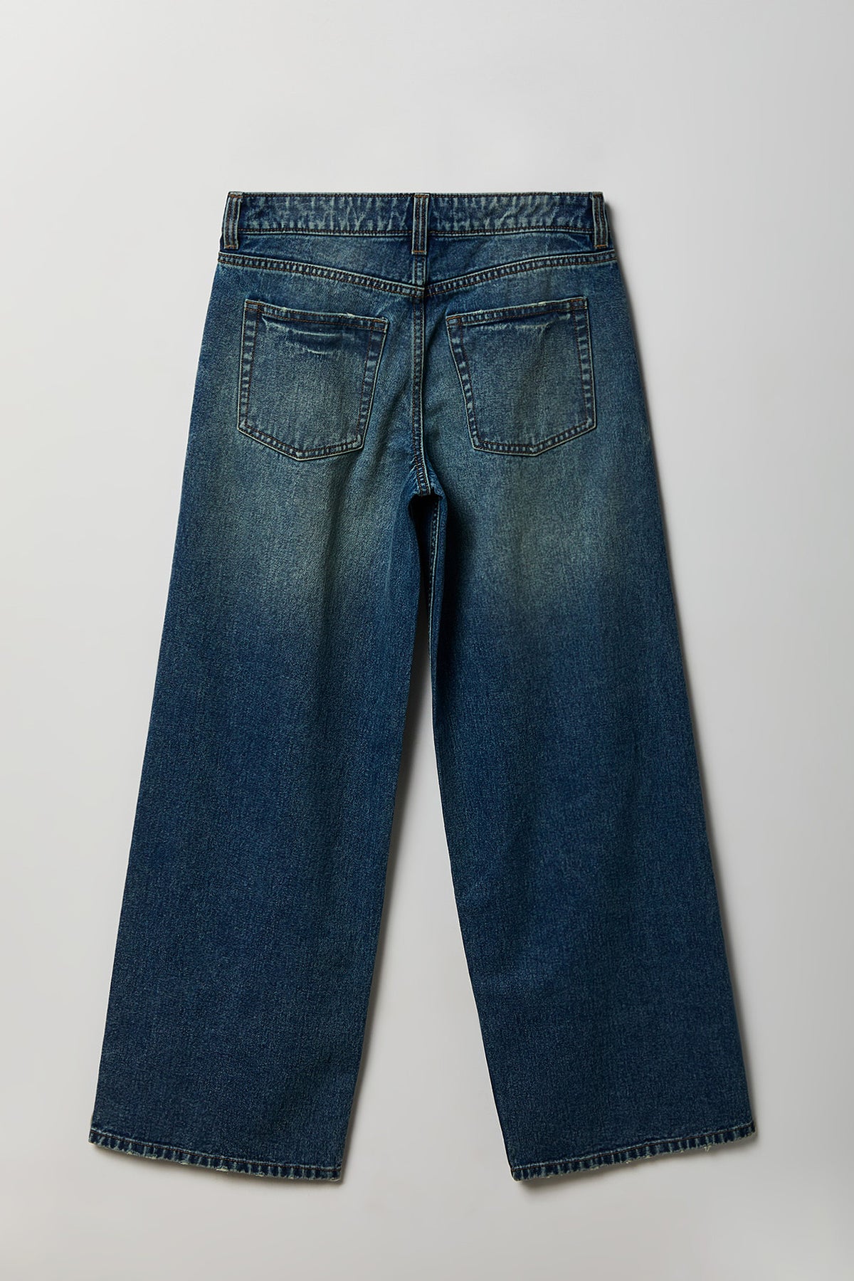 Alt View 2. London Low Rise Super Baggy Vintage Dark Jean - Midnight Blue