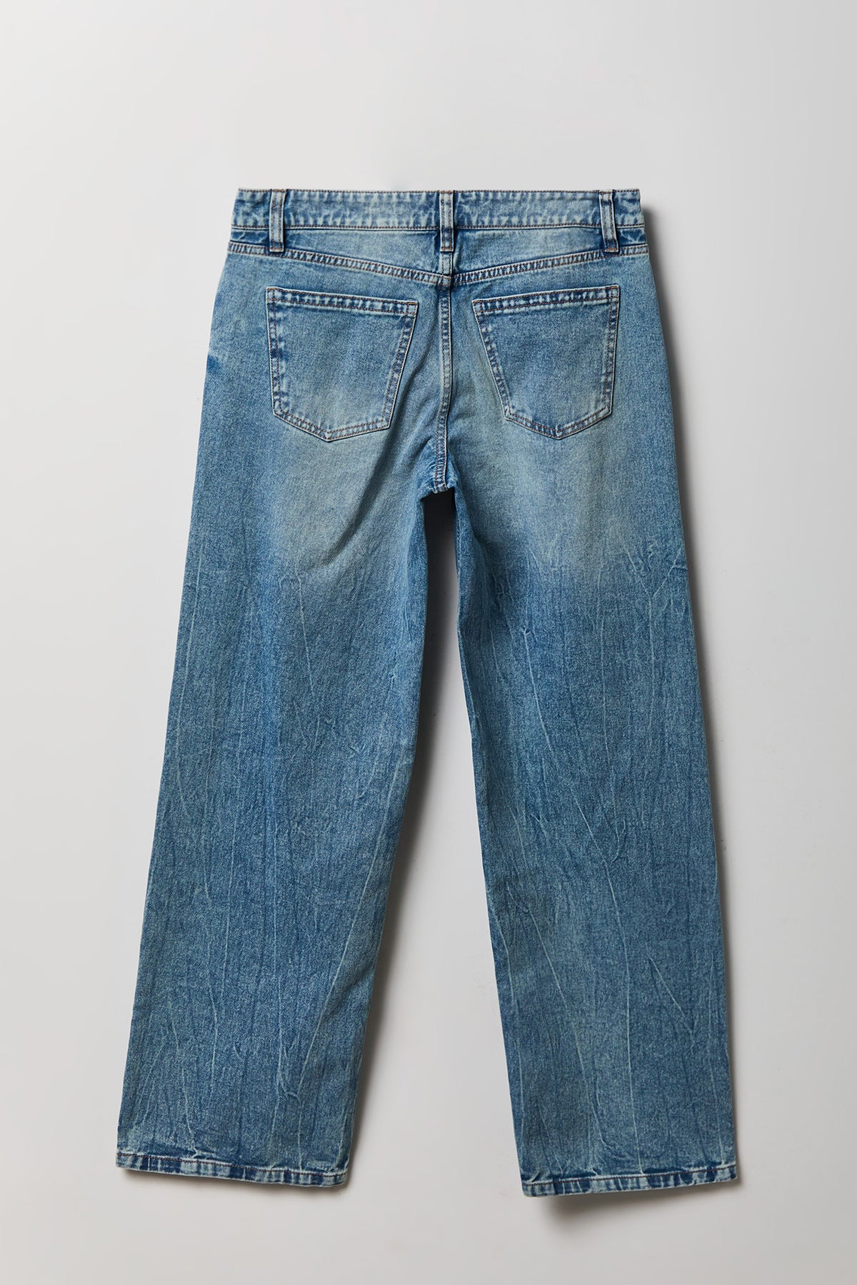 Alt View 2. Brooklyn Low Rise Baggy Medium Jean - Medium Blue
