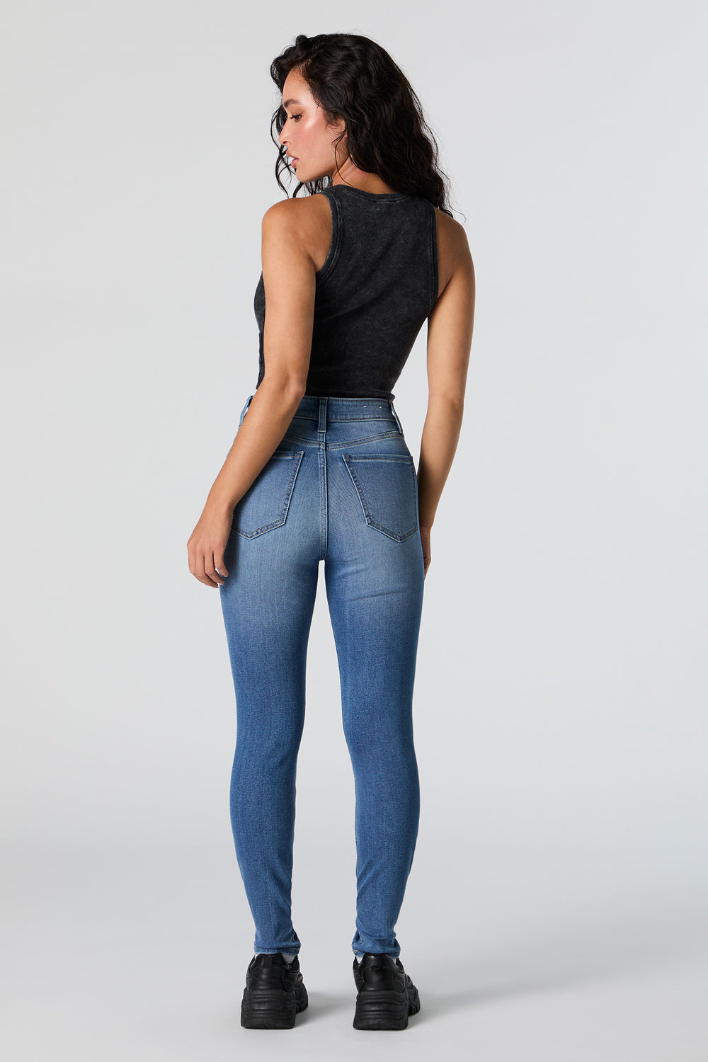 Dark Wash High Rise Skinny Jean Dark Wash High Rise Skinny Jean 3