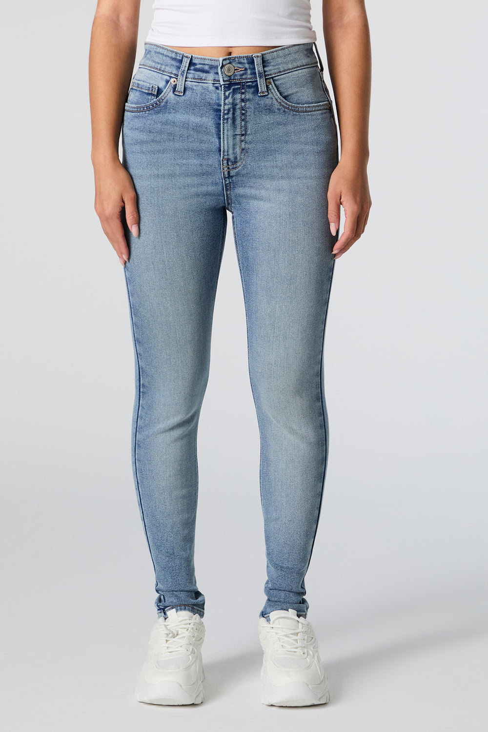 Medium Wash High Rise Skinny Jean Medium Wash High Rise Skinny Jean 2