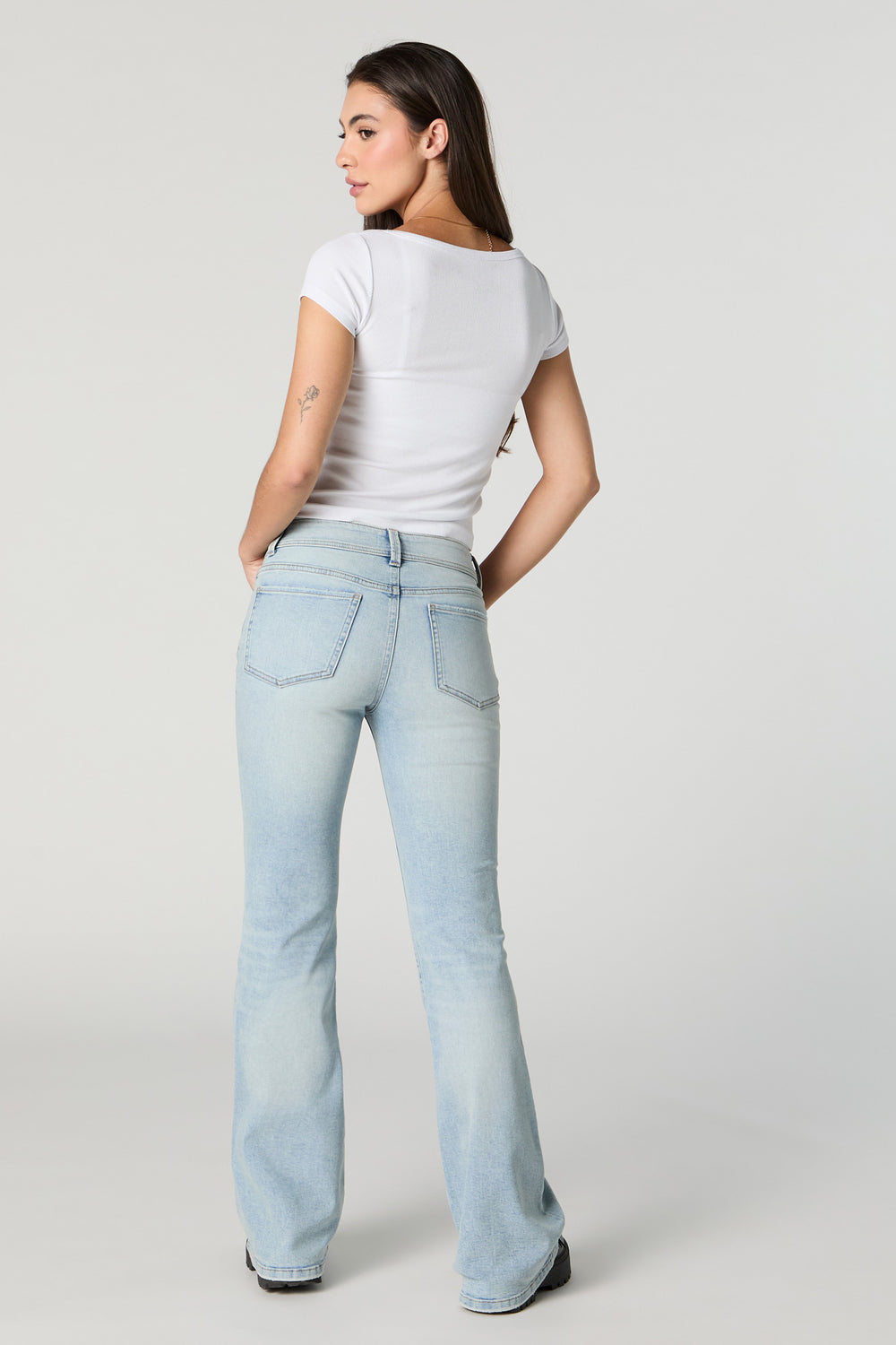 Austin Light Vintage Wash Low-Rise Flare Jean Austin Light Vintage Wash Low-Rise Flare Jean 3