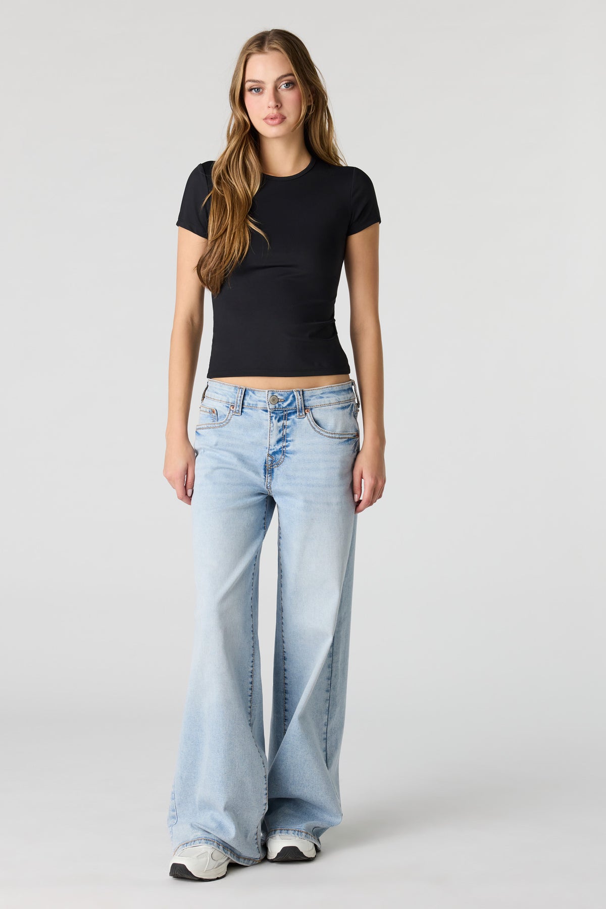 Alt View 3. Luxe Heavy Contour T-Shirt - Black