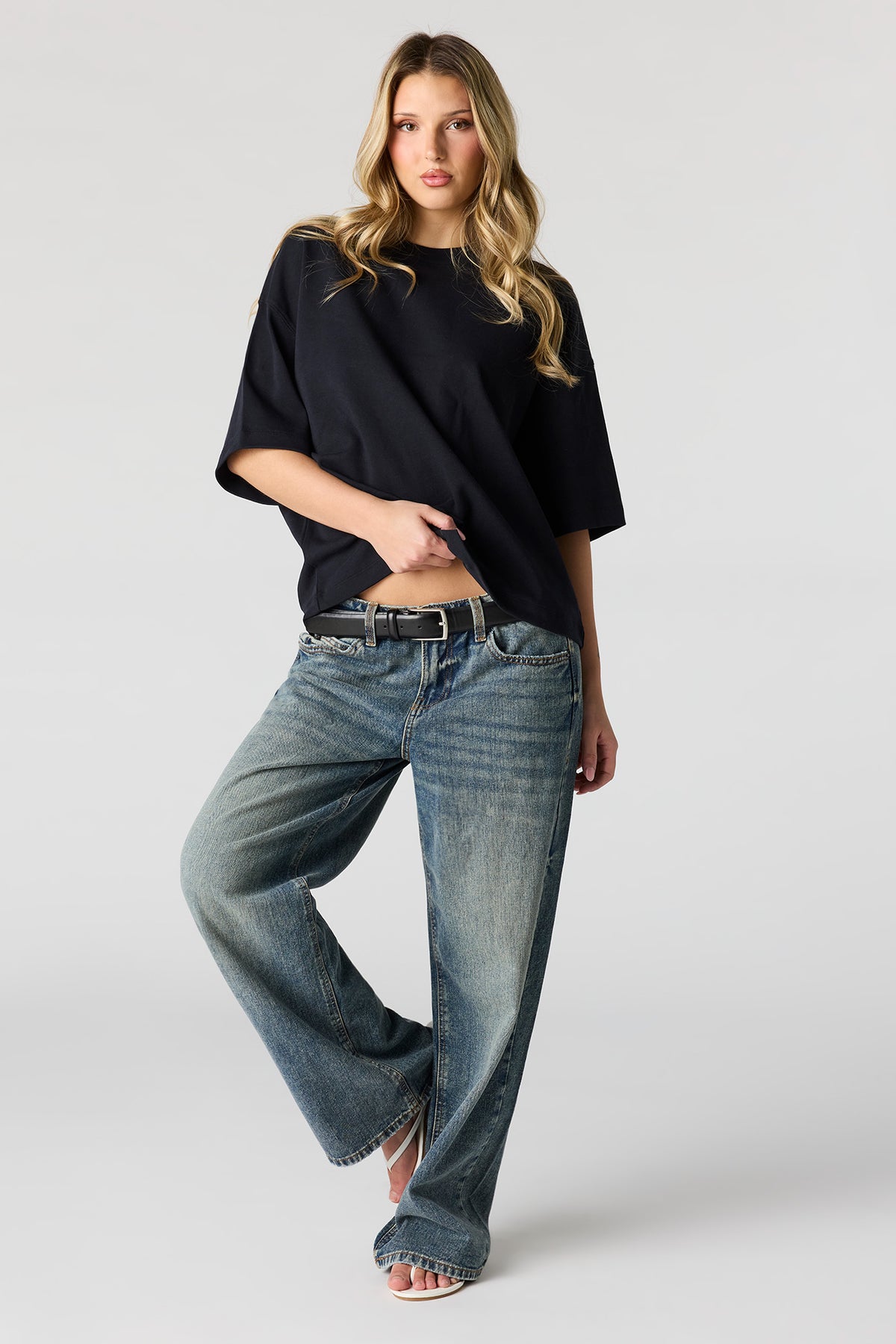 Alt View 3. Luxe Heavy Cotton Boyfriend T-Shirt - Black