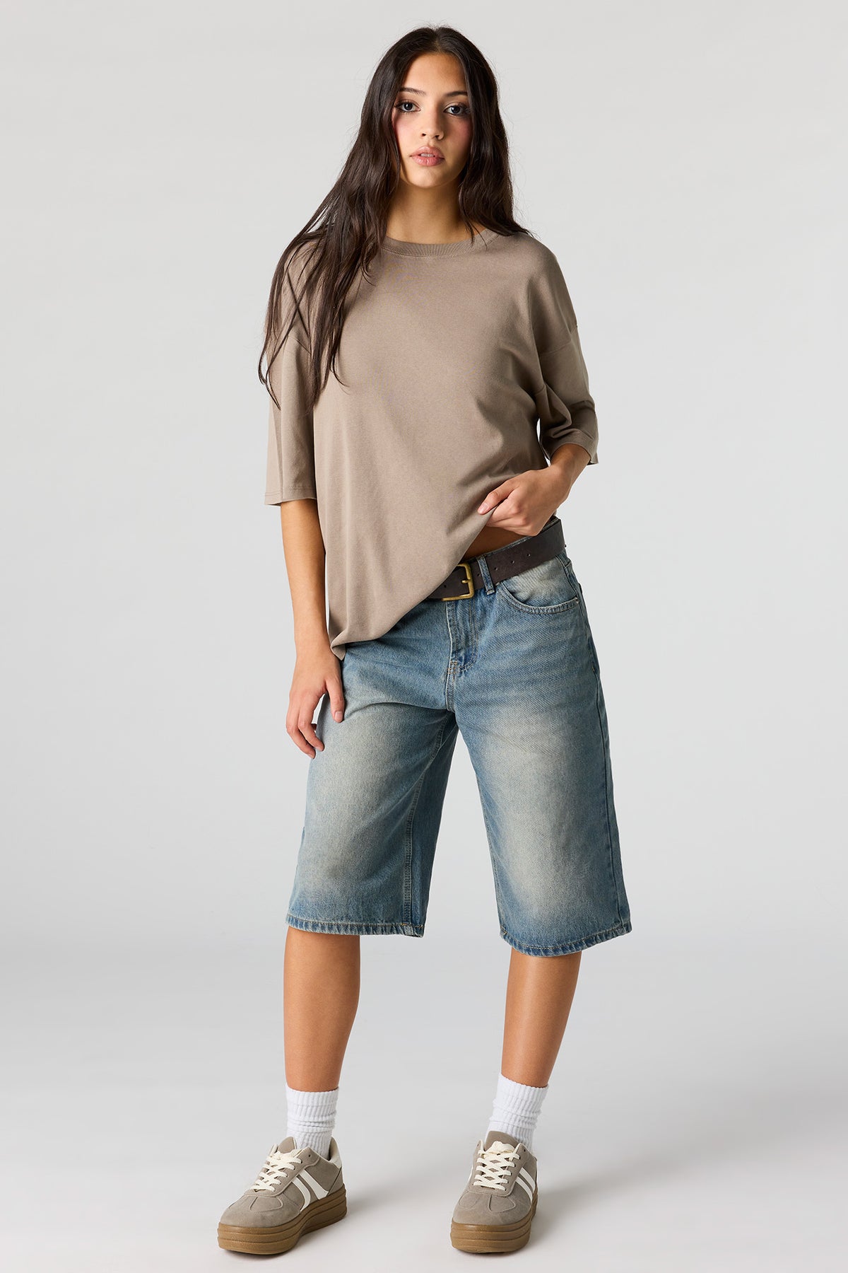 Alt View 3. Luxe Heavy Cotton Oversized Boxy T-Shirt - Taupe