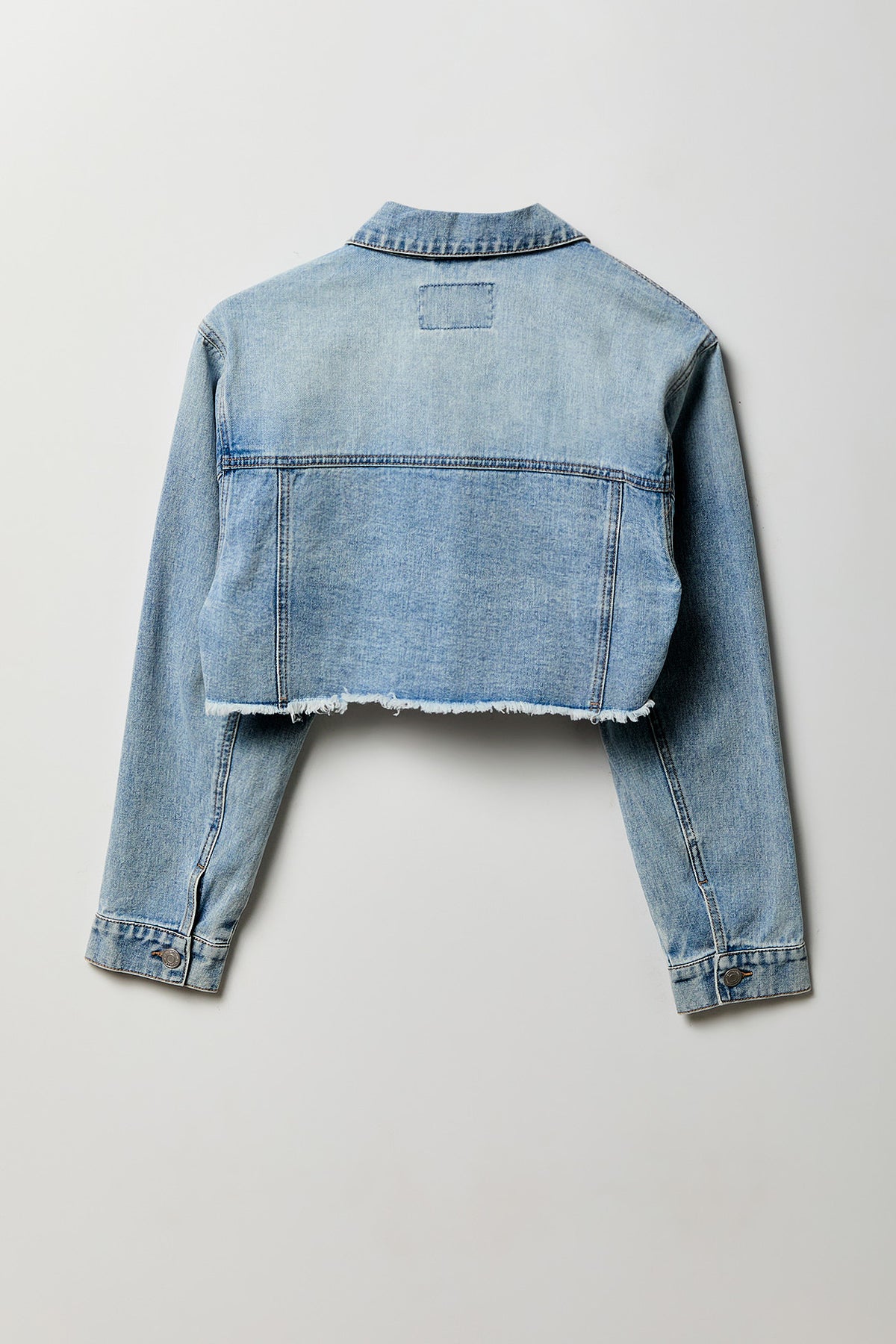 Alt View 2. Cropped Denim Jacket - Light Denim Blue