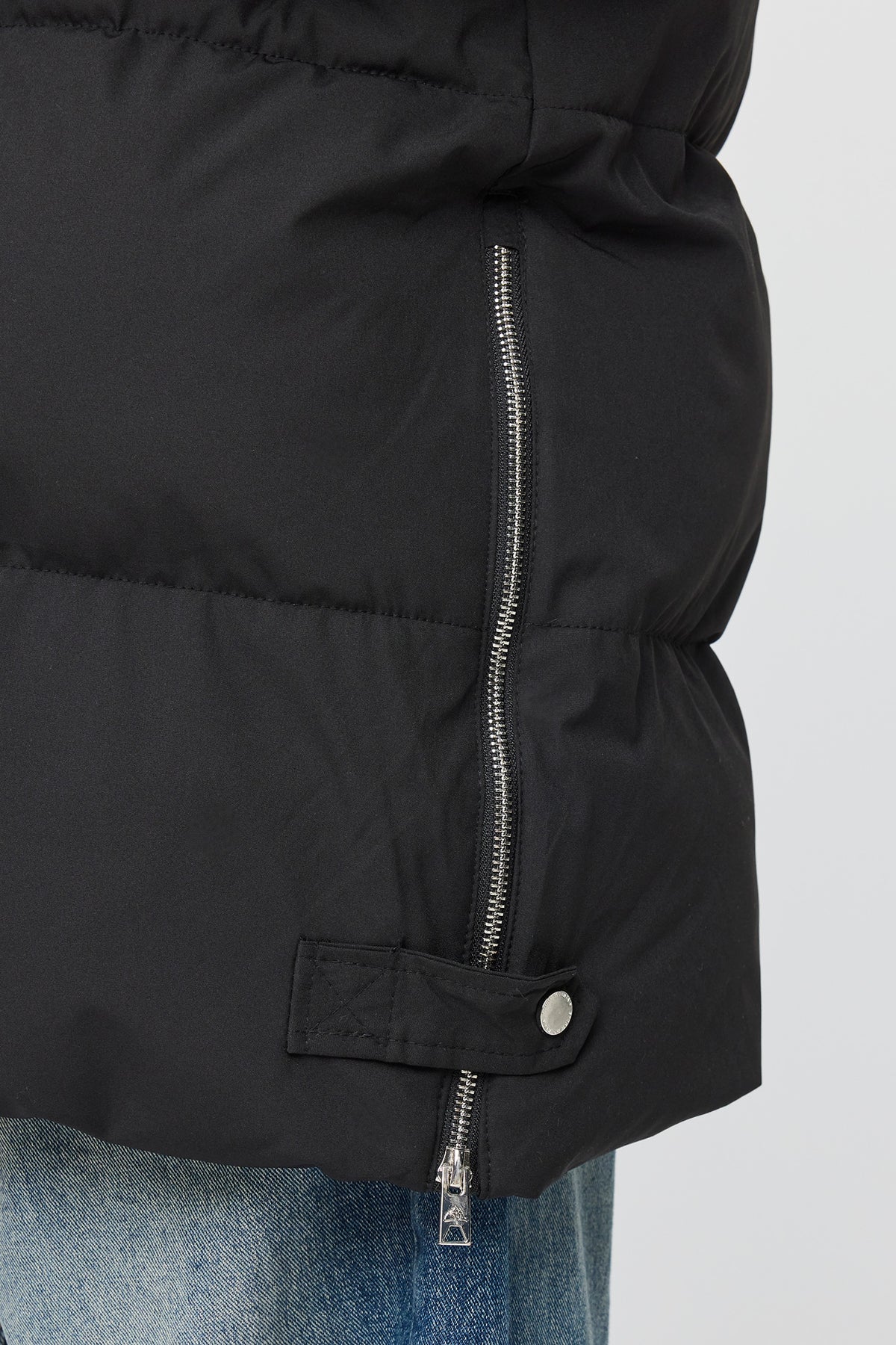 Alt View 5. Cozy Lux Faux Fur Lined Midi Puffer Jacket - Black
