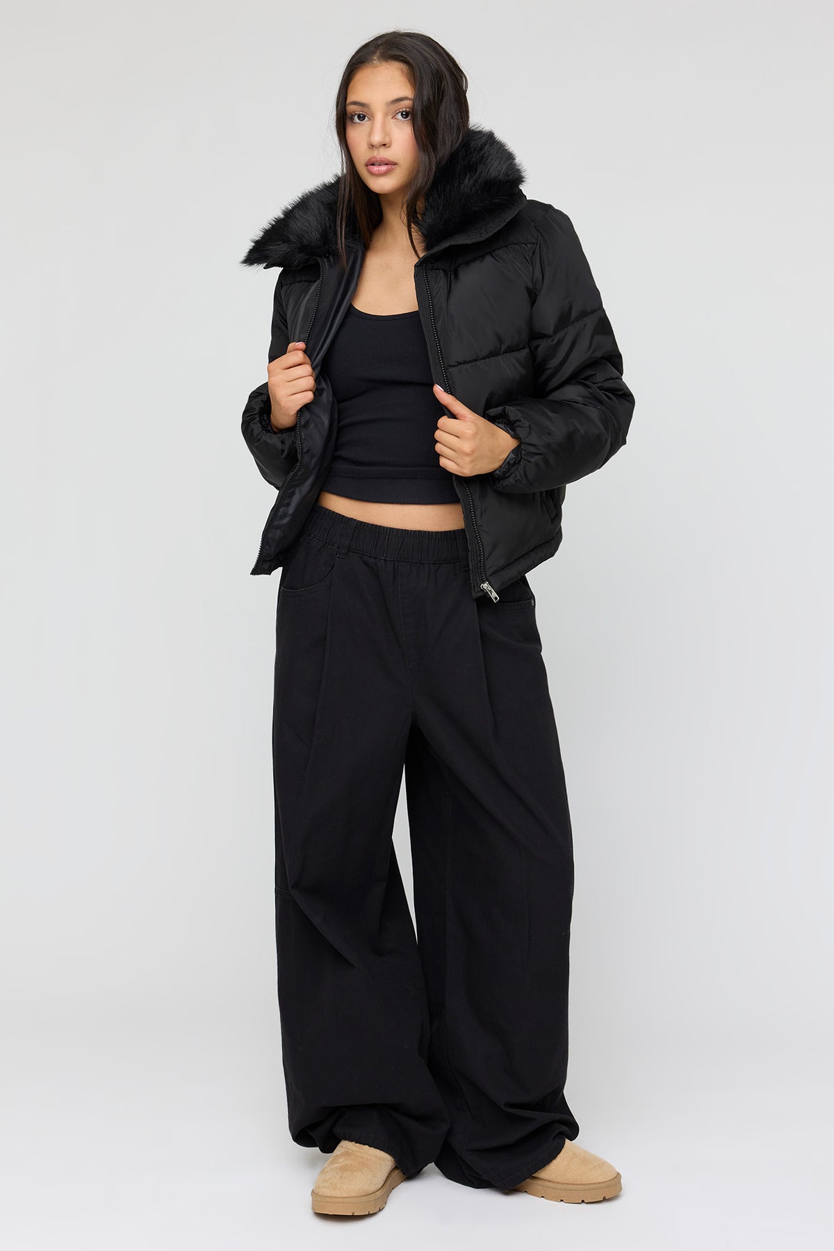 Alt View 3. Faux Fur Collar Puffer Jacket - Black