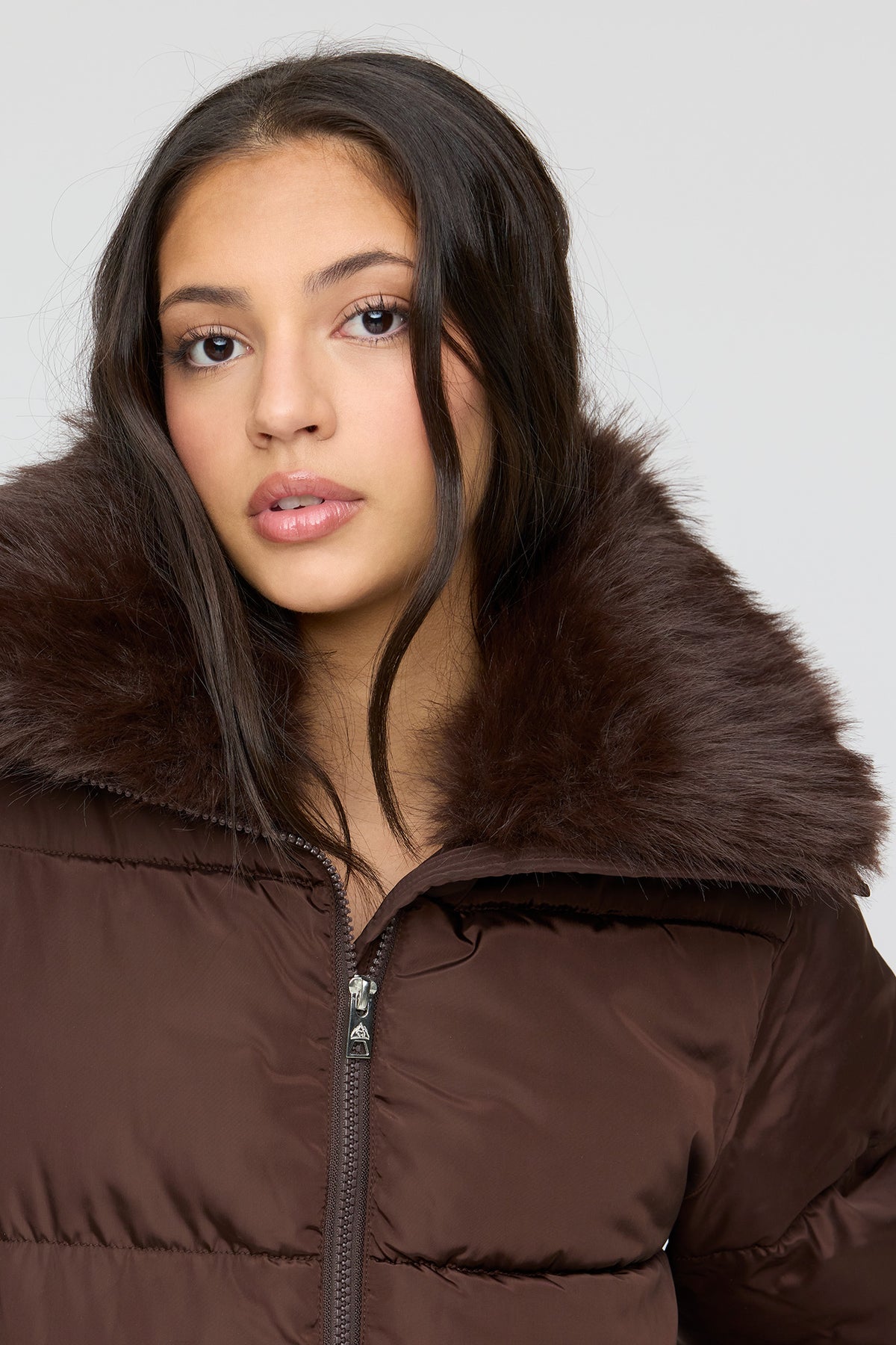 Alt View 5. Faux Fur Collar Puffer Jacket - Brown