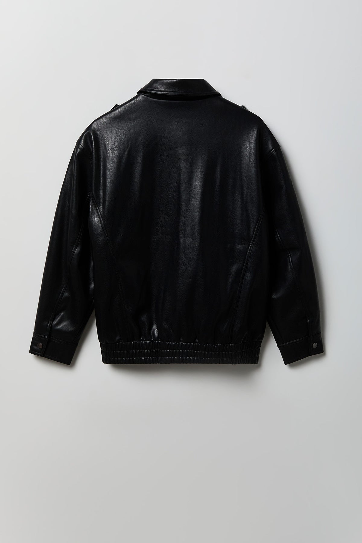 Alt View 2. Faux Leather Oversized Jacket - Black