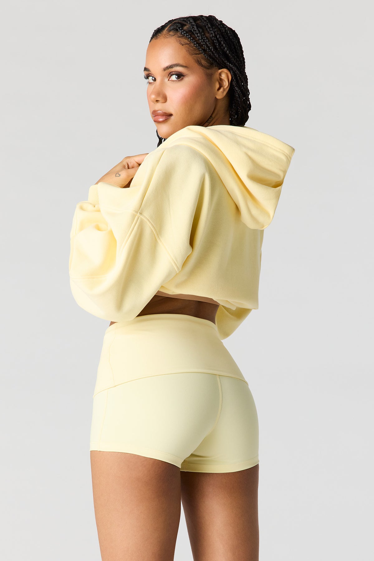 Alt View 2. Active Foldover Waist Short - Yellow