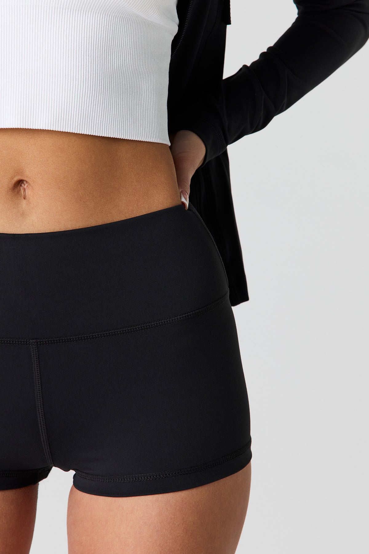 Alt View 4. Sommer Ray UltraSculpt Bike Short 1.5" - Black