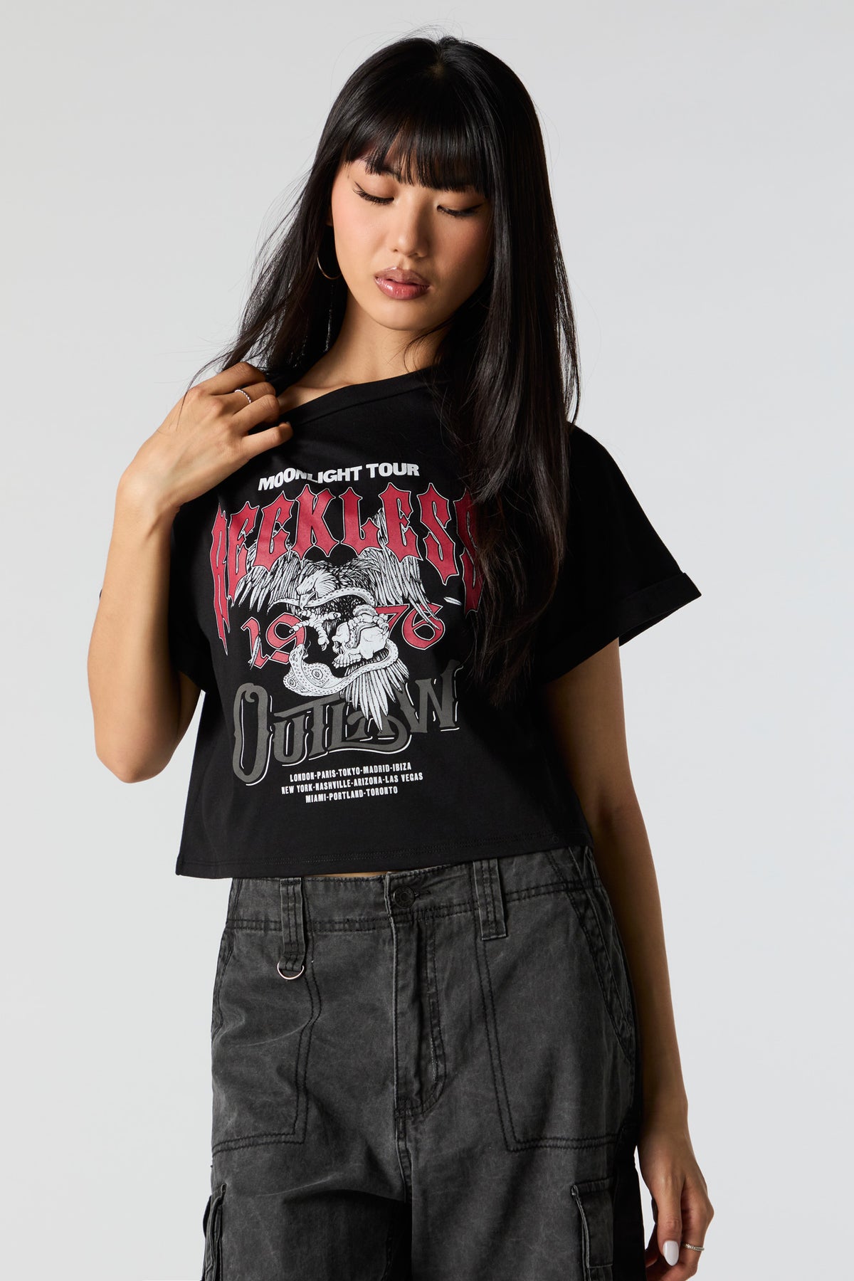 Wreckless Outlaw Tour Graphic Boxy T-Shirt