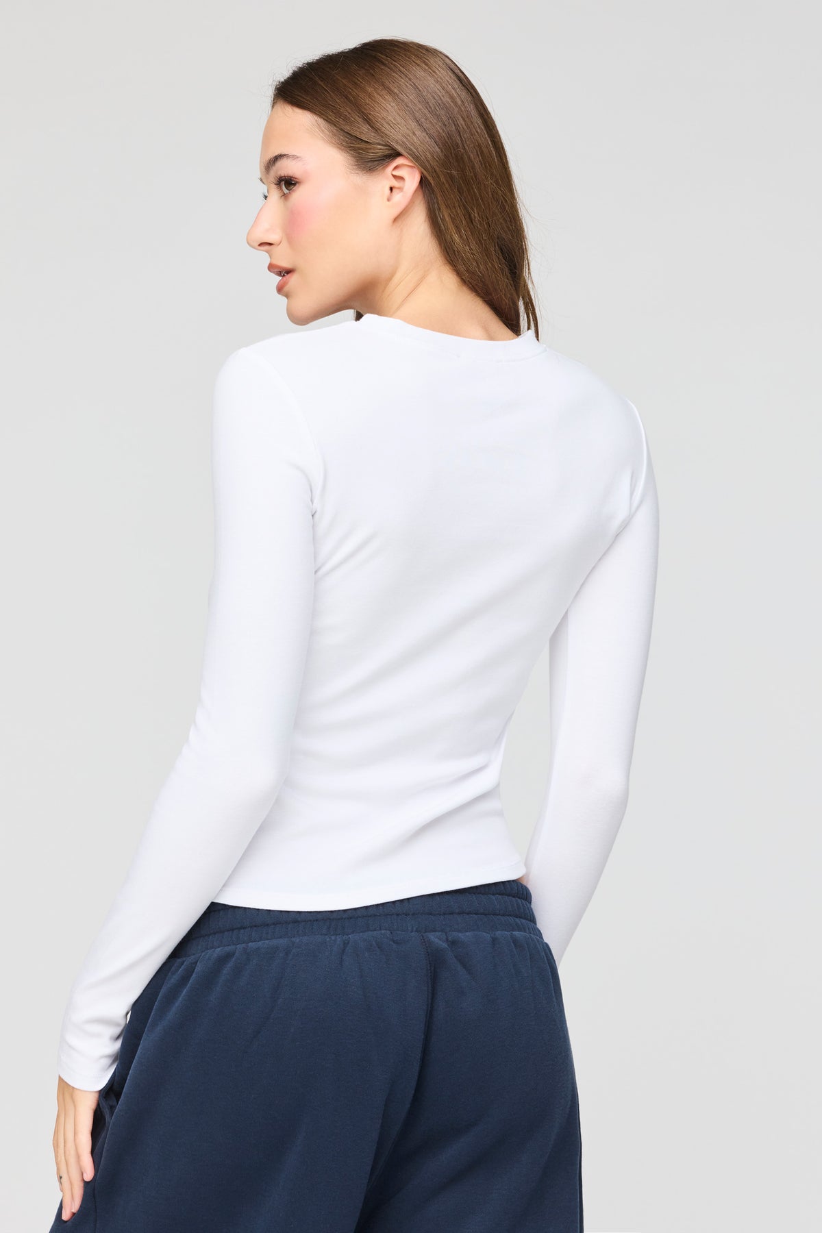 Alt View 2. Graphic Fitted Long Sleeve Top - White