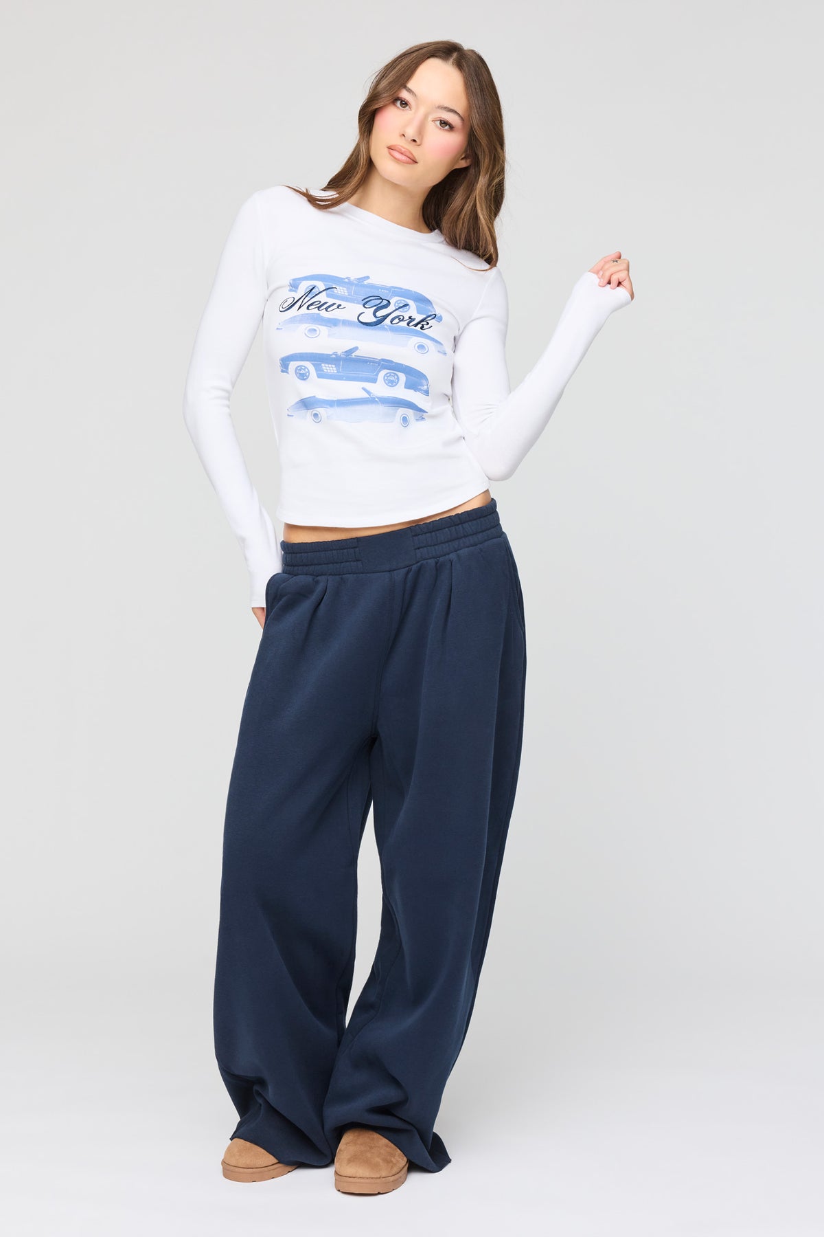 Alt View 3. Graphic Fitted Long Sleeve Top - White