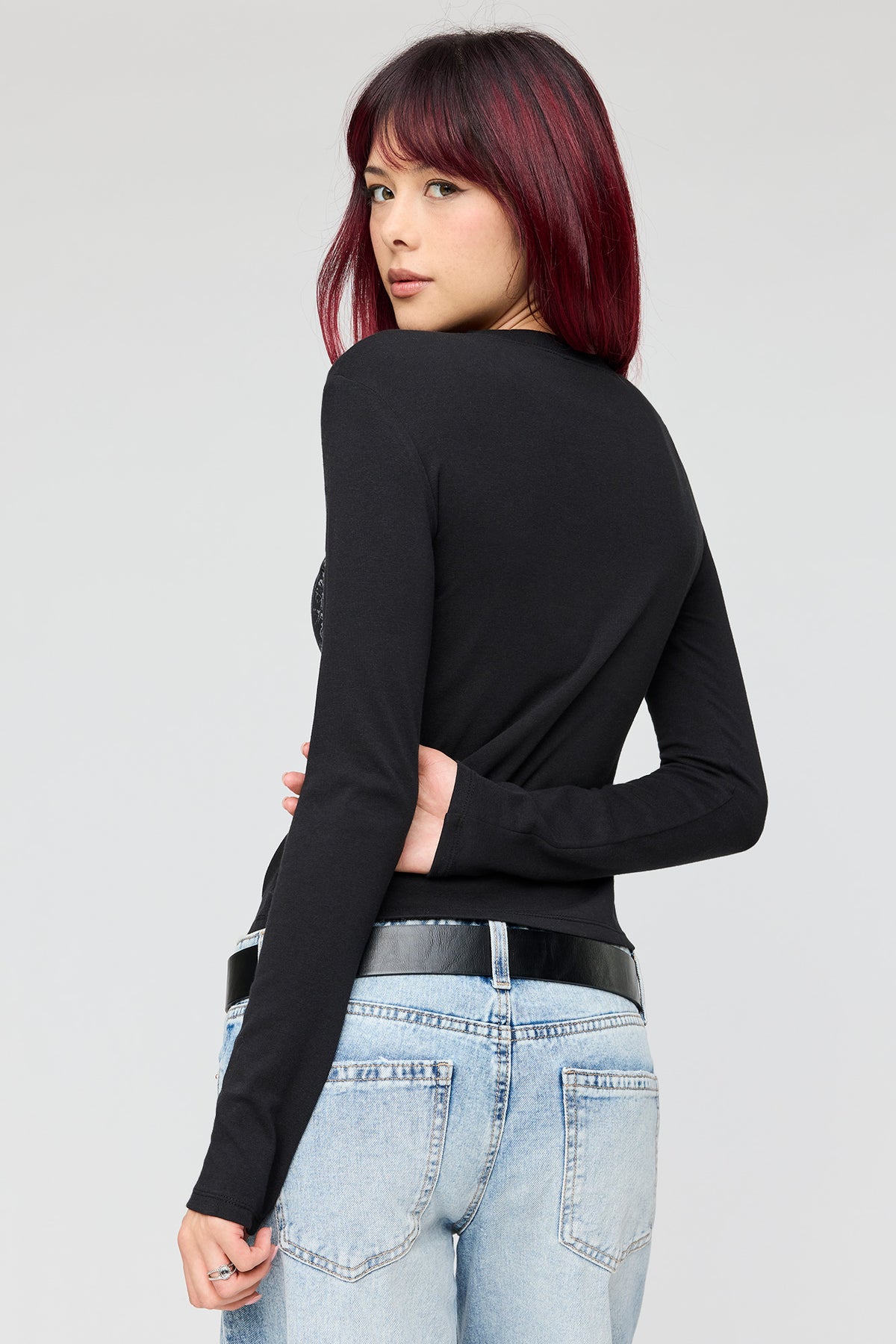 Alt View 2. Graphic Fitted Long Sleeve Top - Black