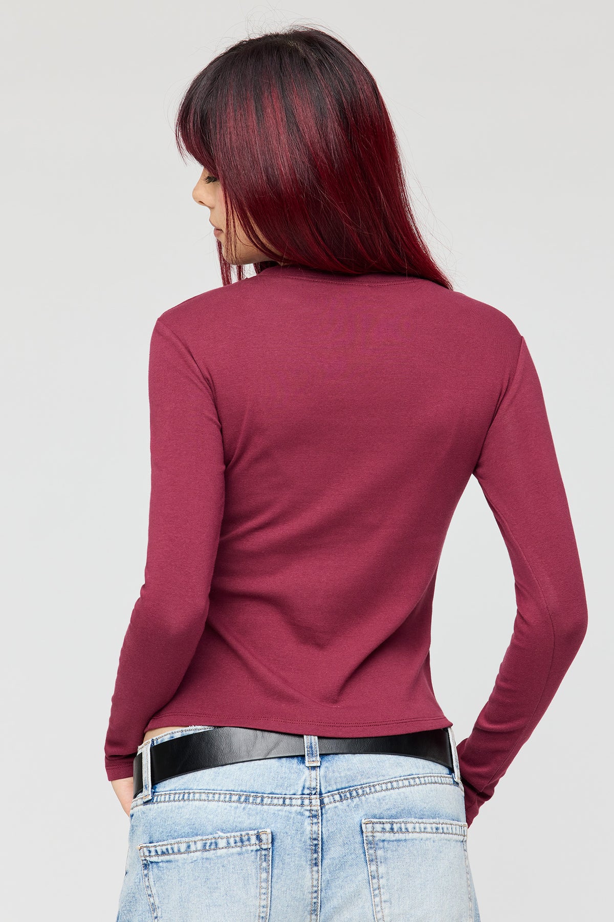 Alt View 2. Graphic Fitted Long Sleeve Top - Burgundy