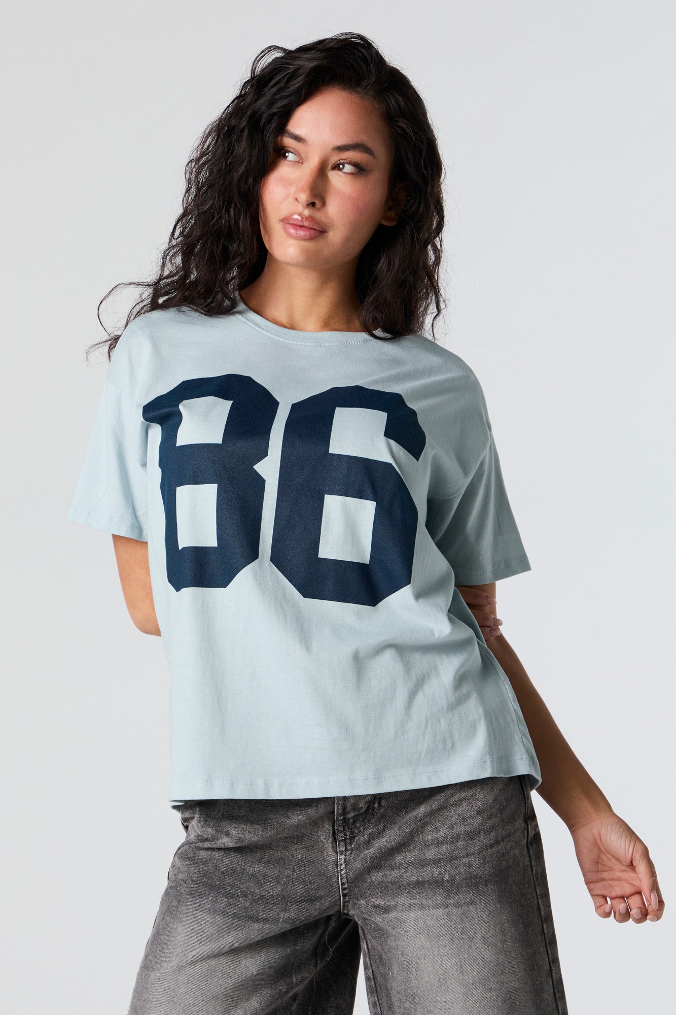 86 Graphic Boyfriend T-Shirt