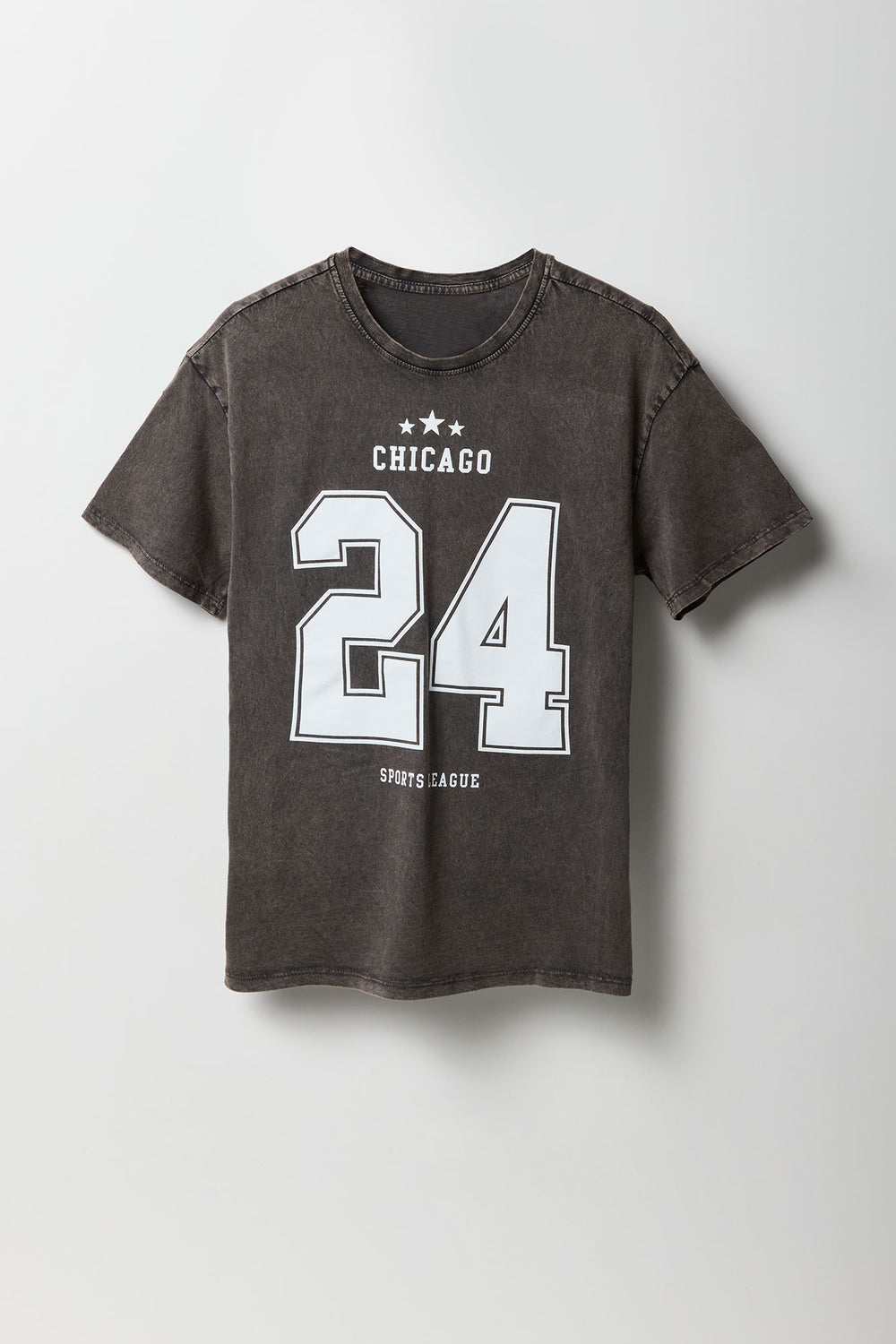 Chicago 24 Graphic Washed Boyfriend T-Shirt Chicago 24 Graphic Washed Boyfriend T-Shirt 4