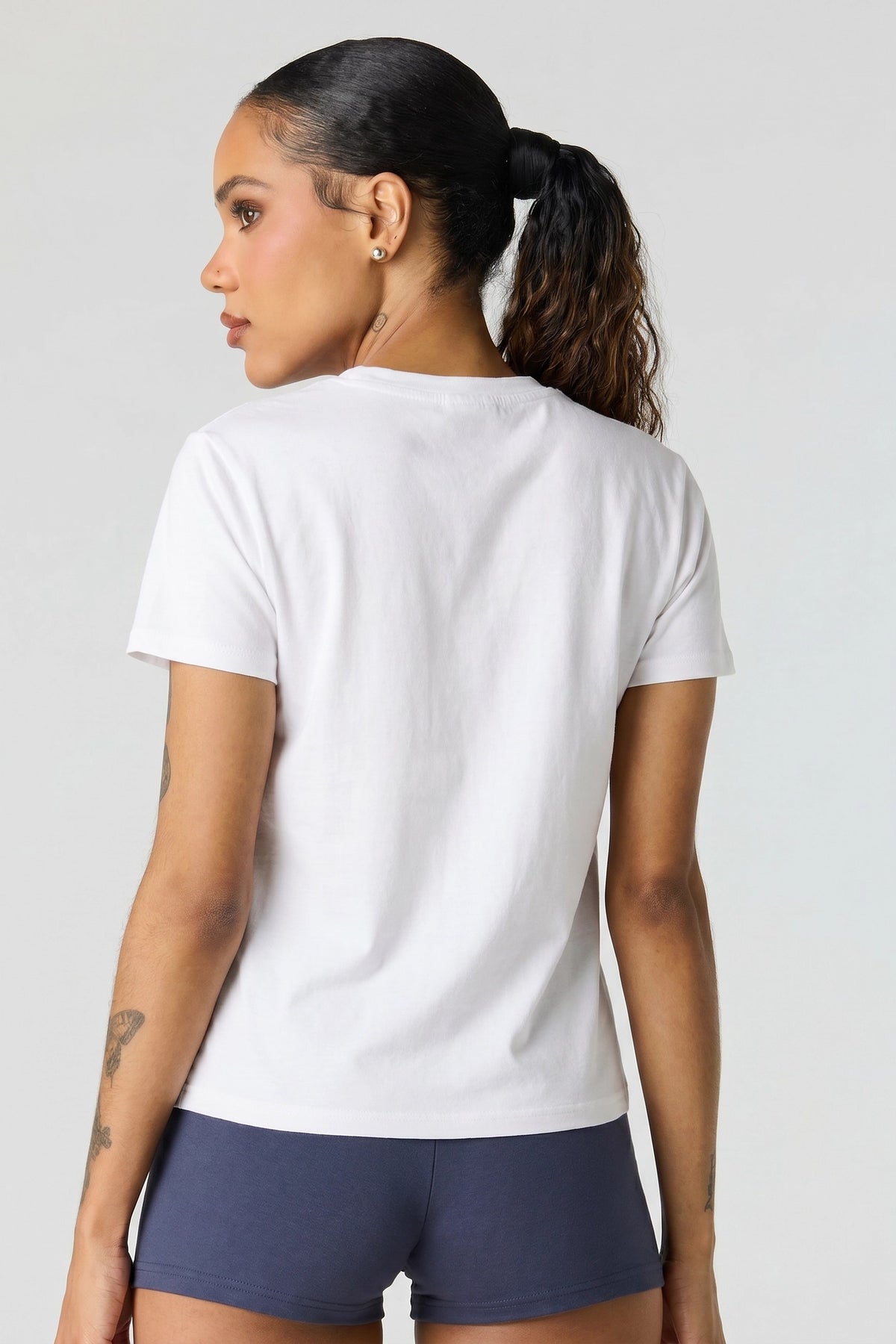 Alt View 3. Graphic T-Shirt - White