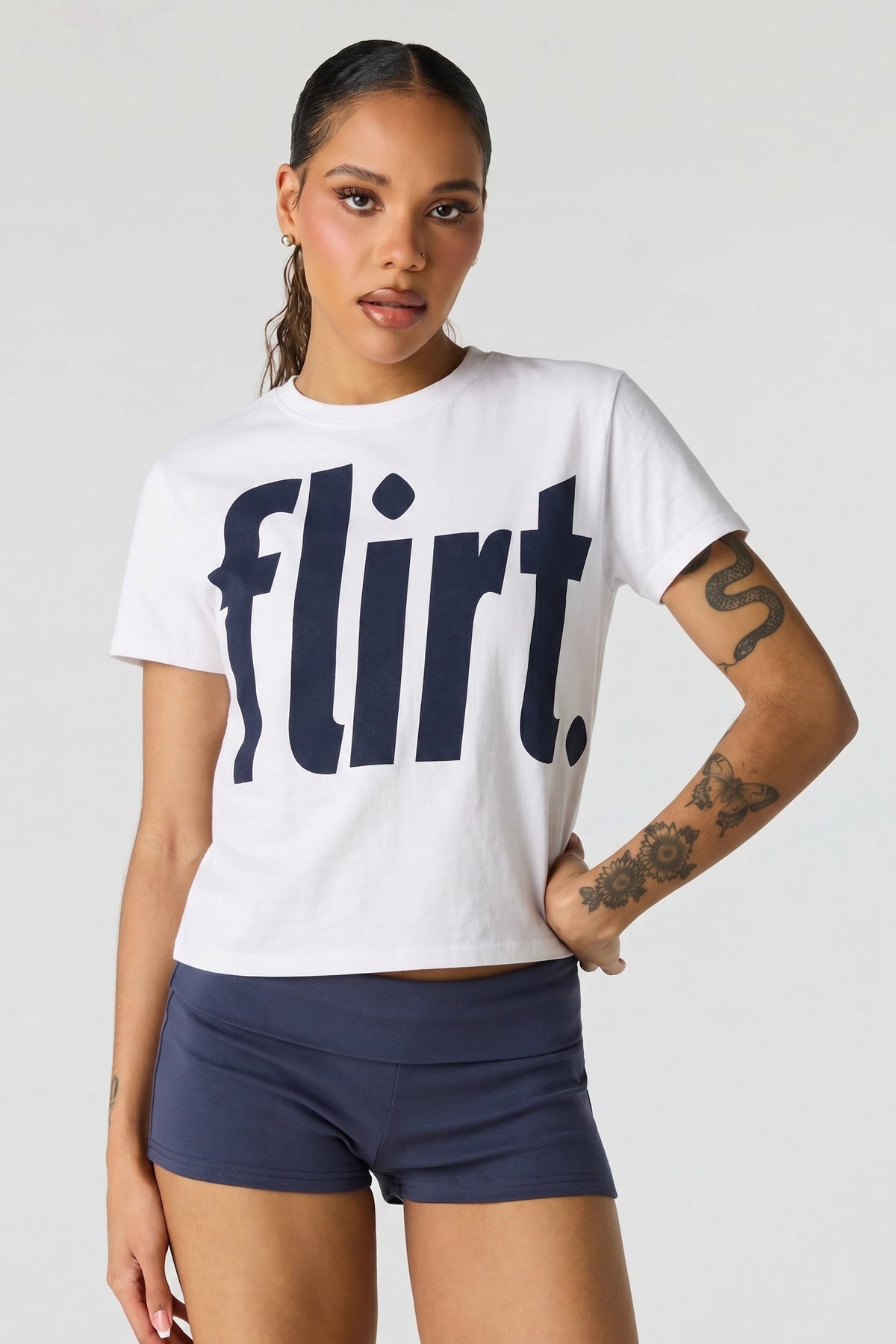 Alt View 2. Graphic T-Shirt - White